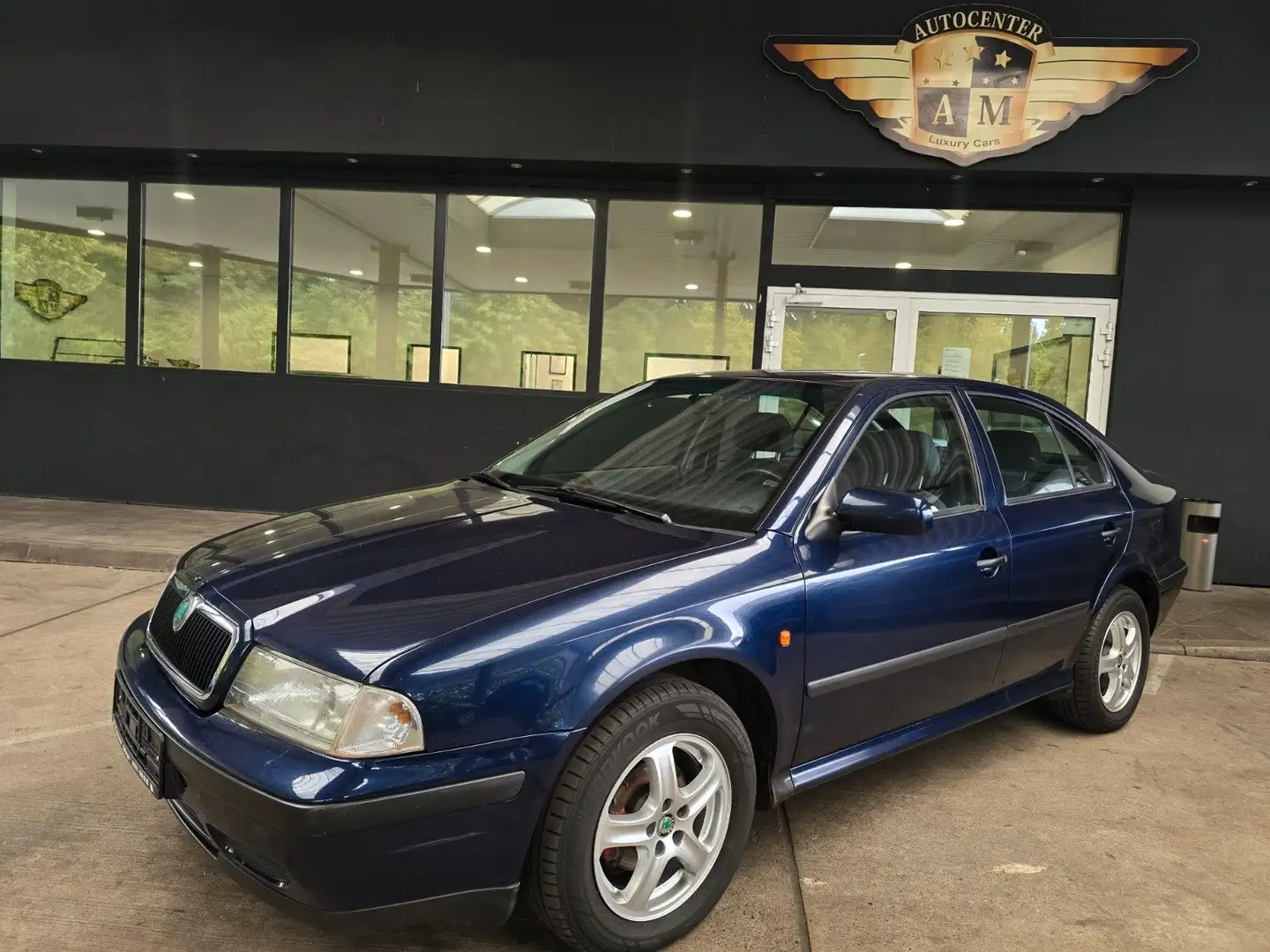 Skoda Octavia 1.6 Lim. SLX SITZHEIZUNG/KLIMA/LM/AHK Blau - 1