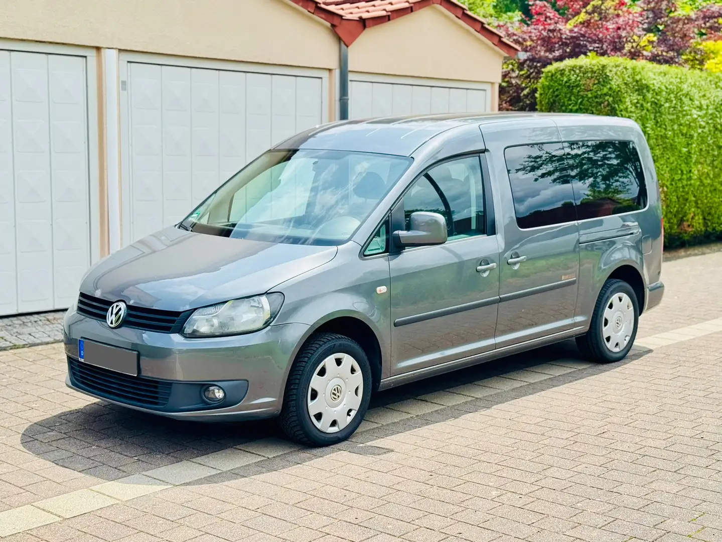Volkswagen Caddy RONCALLI Edition 30 7-Si Maxi Klima,TÜV 2027 Grau - 1