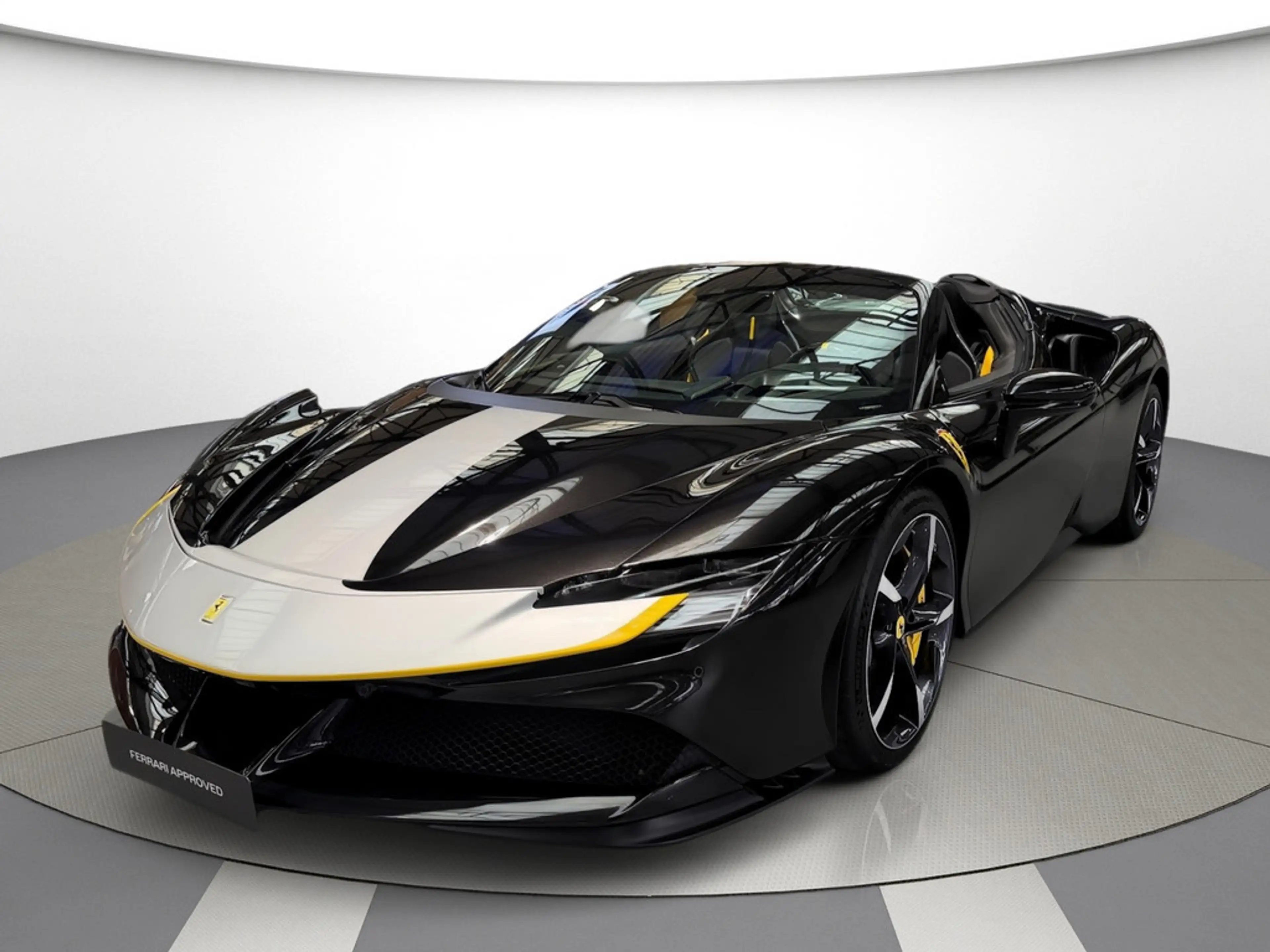 Ferrari SF90 Spider — photo 3