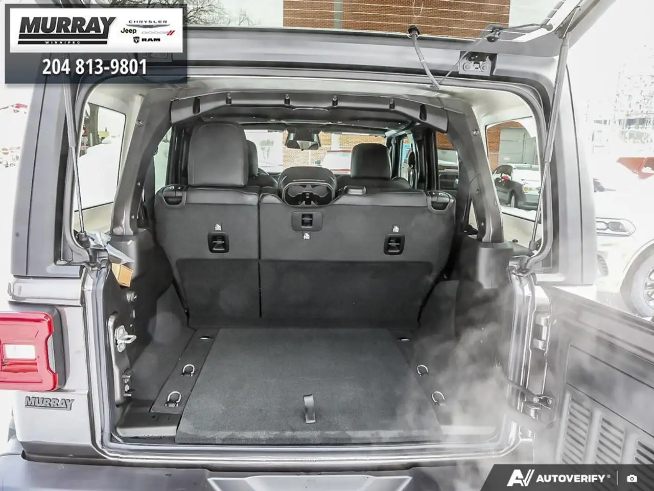 Jeep Wrangler photo Jeep Wrangler