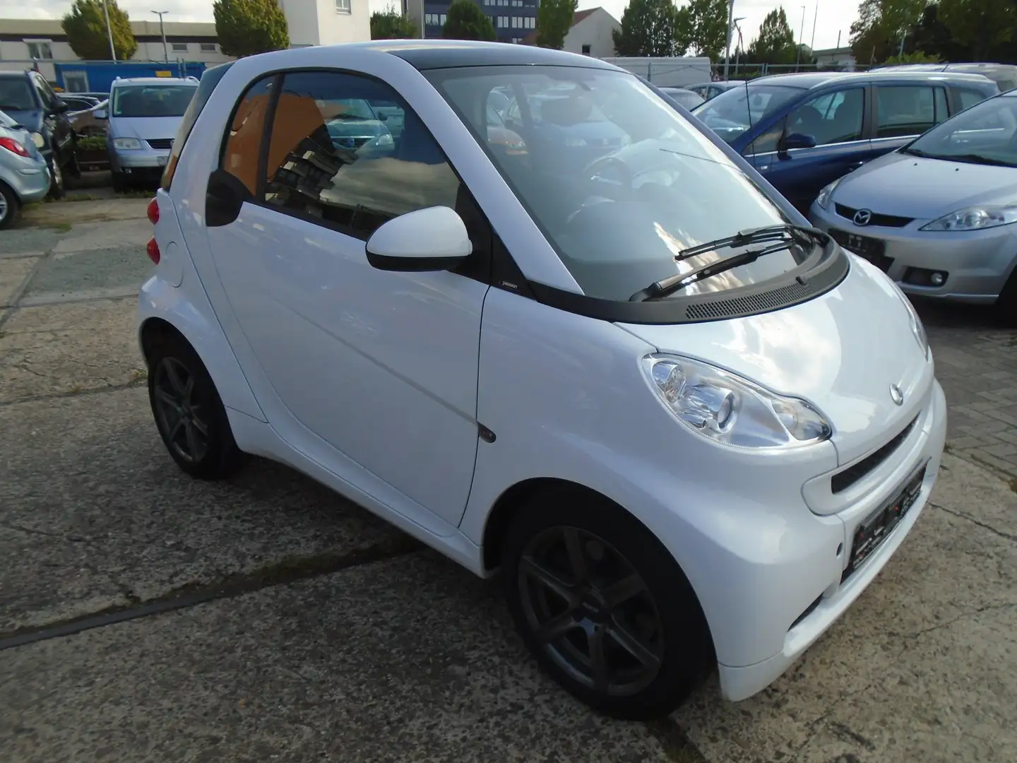 smart forTwo Smart For Two MHD coupe -Start -Stop bijela - 2