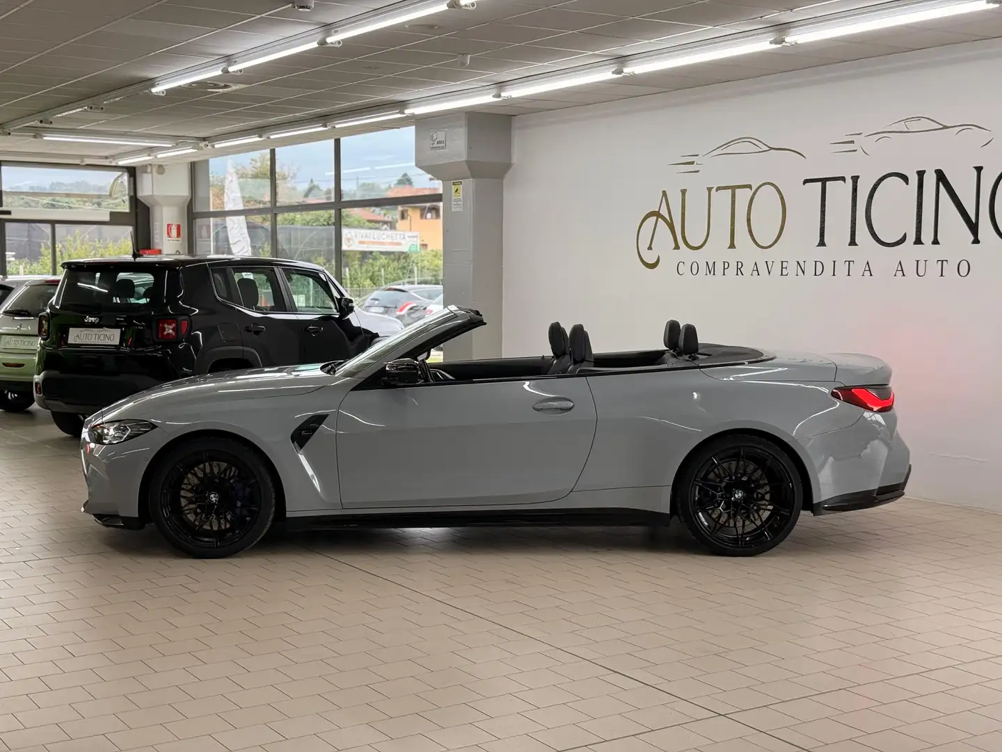 BMW M4 M4 G83 2022 Cabrio 3.0 Competition M xdrive auto Grigio - 2