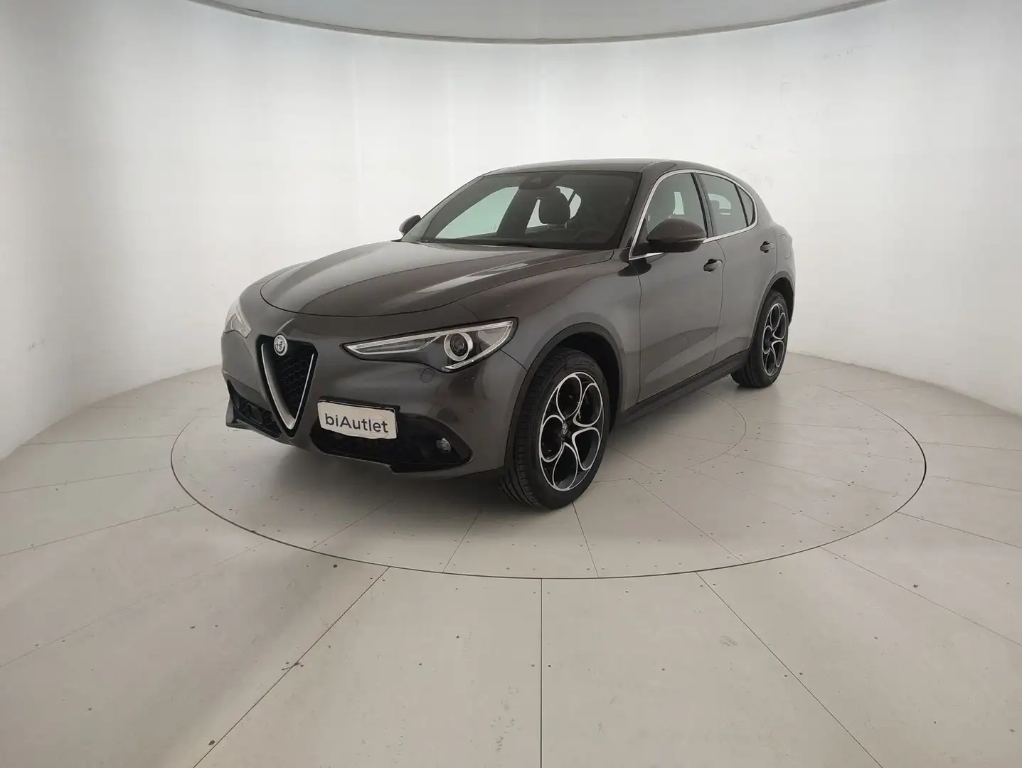 Alfa Romeo Stelvio 2.2 t Executive Q4 210cv auto my19 - 1