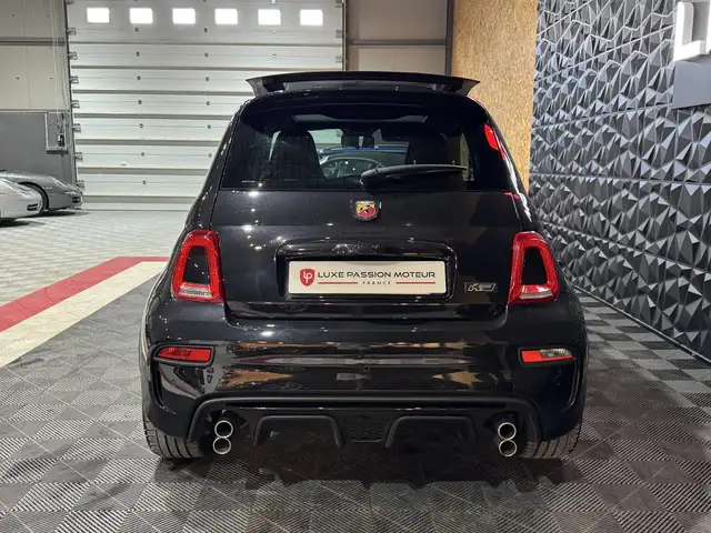 Abarth 500 view 4