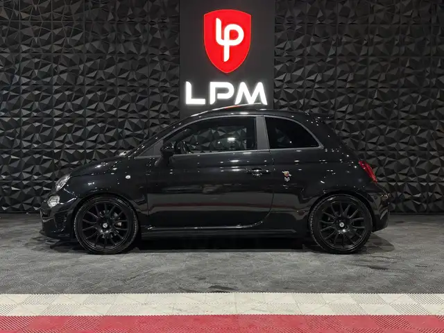 Abarth 500 view 2