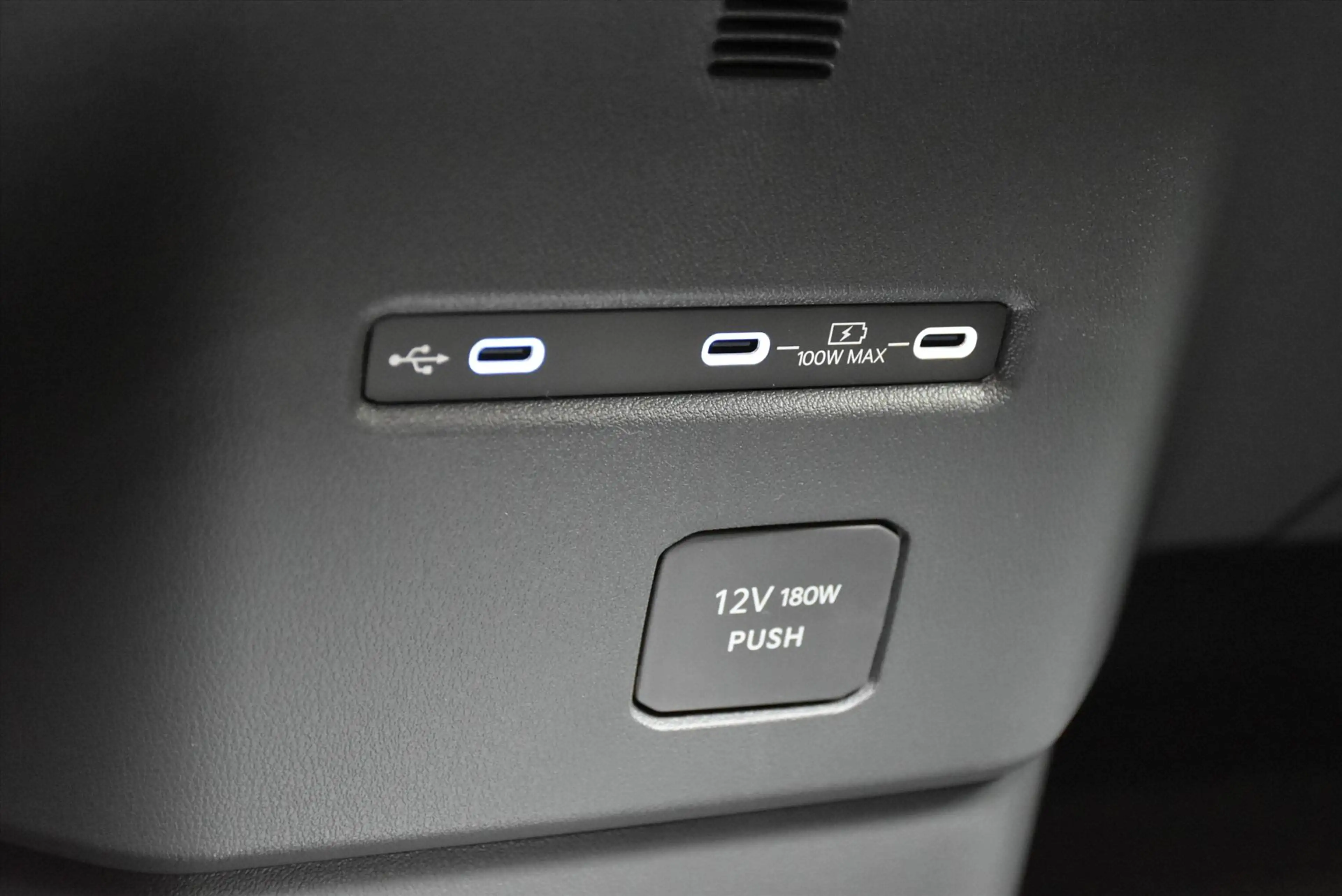 Kia EV2 61 kWh 135pk (5-zits) Black-Line — photo 31