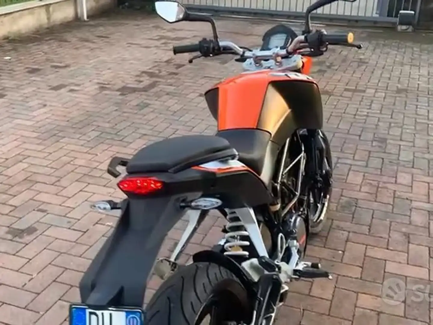 KTM 125 Duke ABS Oranje - 2