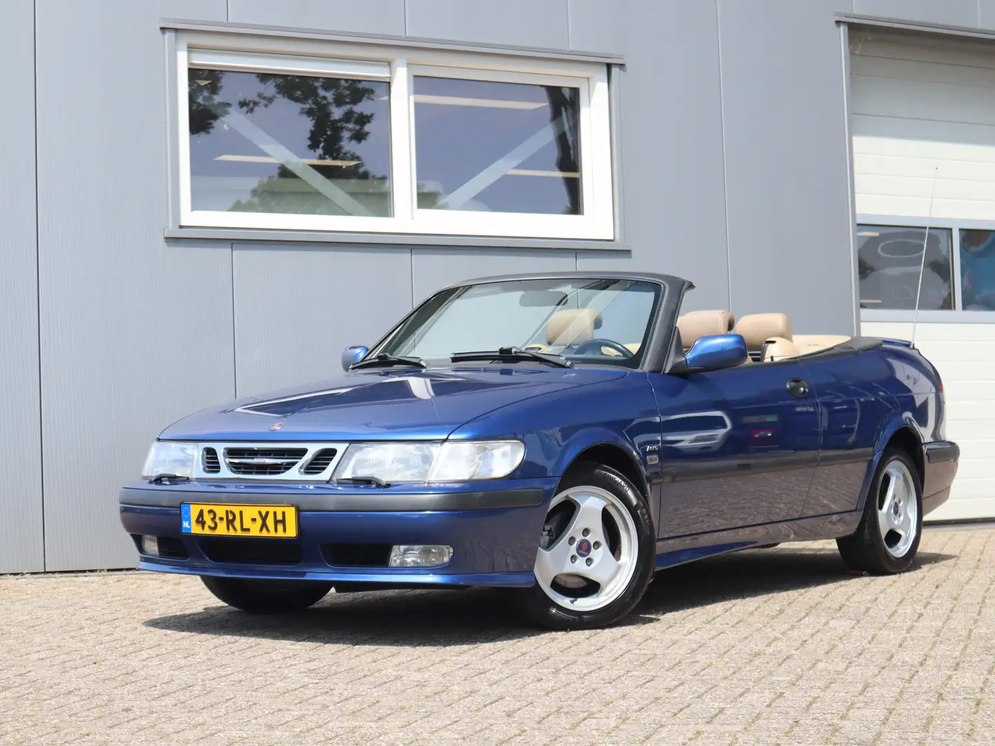 Saab 9-3 Cabrio 2.0 Turbo S Blau - 1