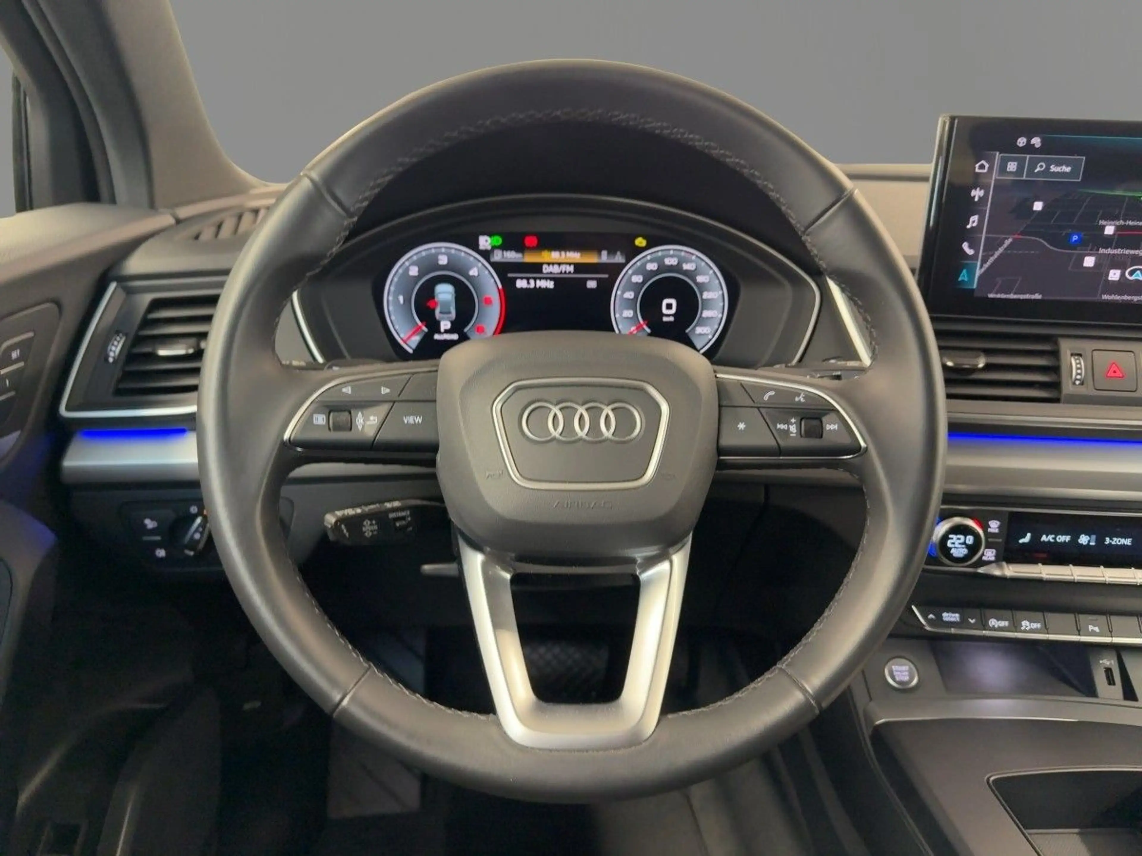 Audi Q5 advanced 40 TDI quattro Matrix Pano — photo 11