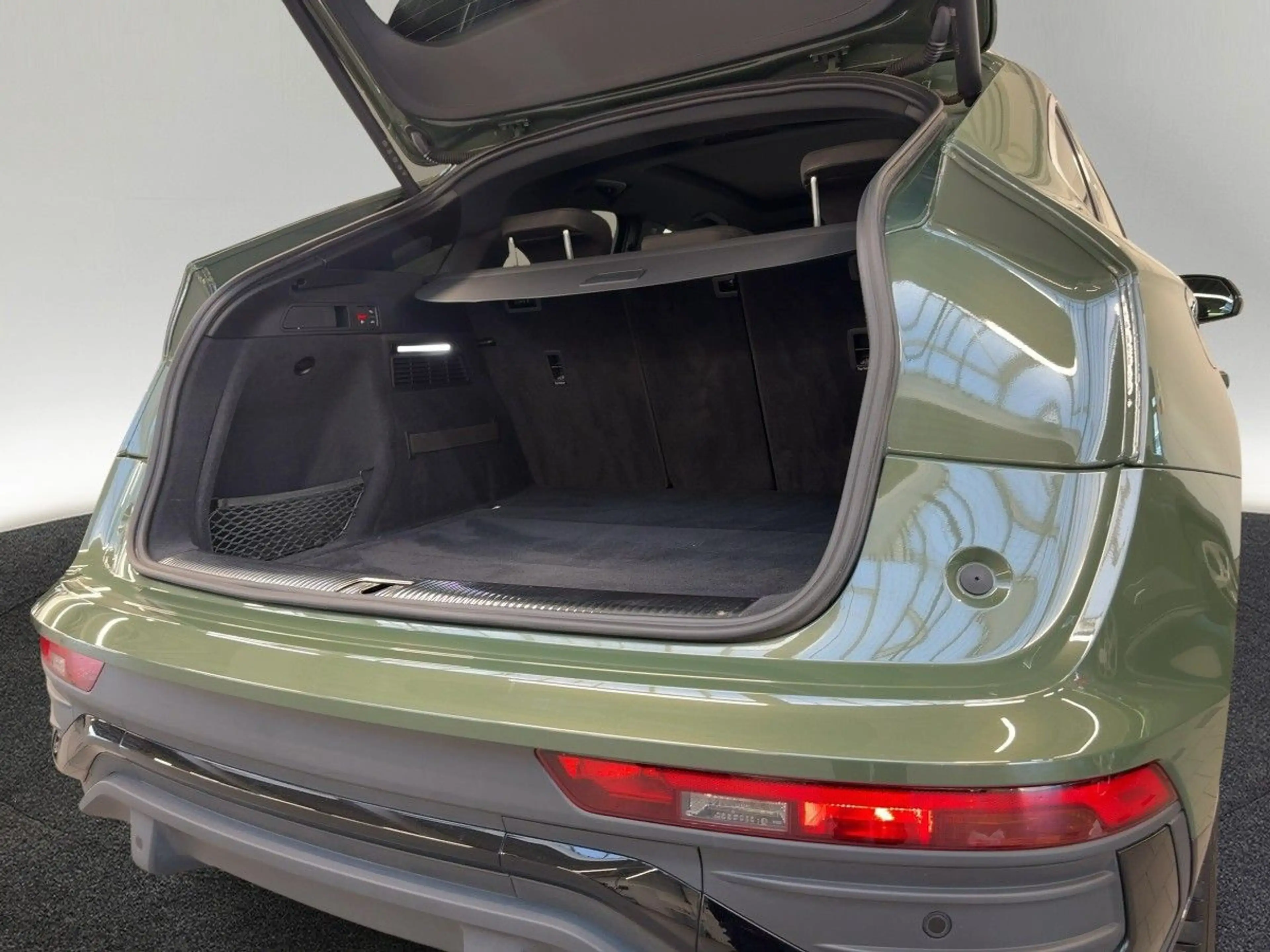 Audi Q5 advanced 40 TDI quattro Matrix Pano — photo 7