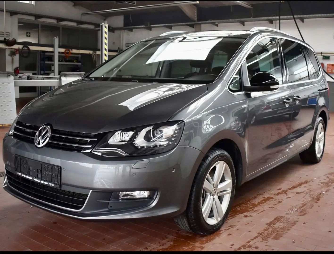 Volkswagen Sharan 2.0 TDI BM, Match, Navi, Xenon, Pano, 7-Sitzer - 1
