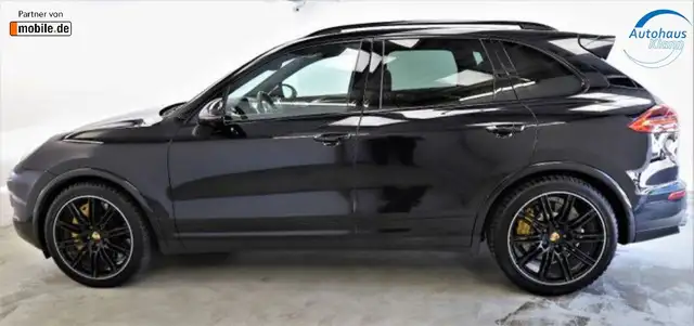 Porsche Cayenne view 5