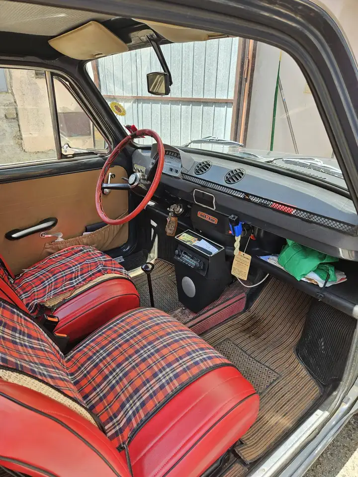 Fiat 850 base, foto 2