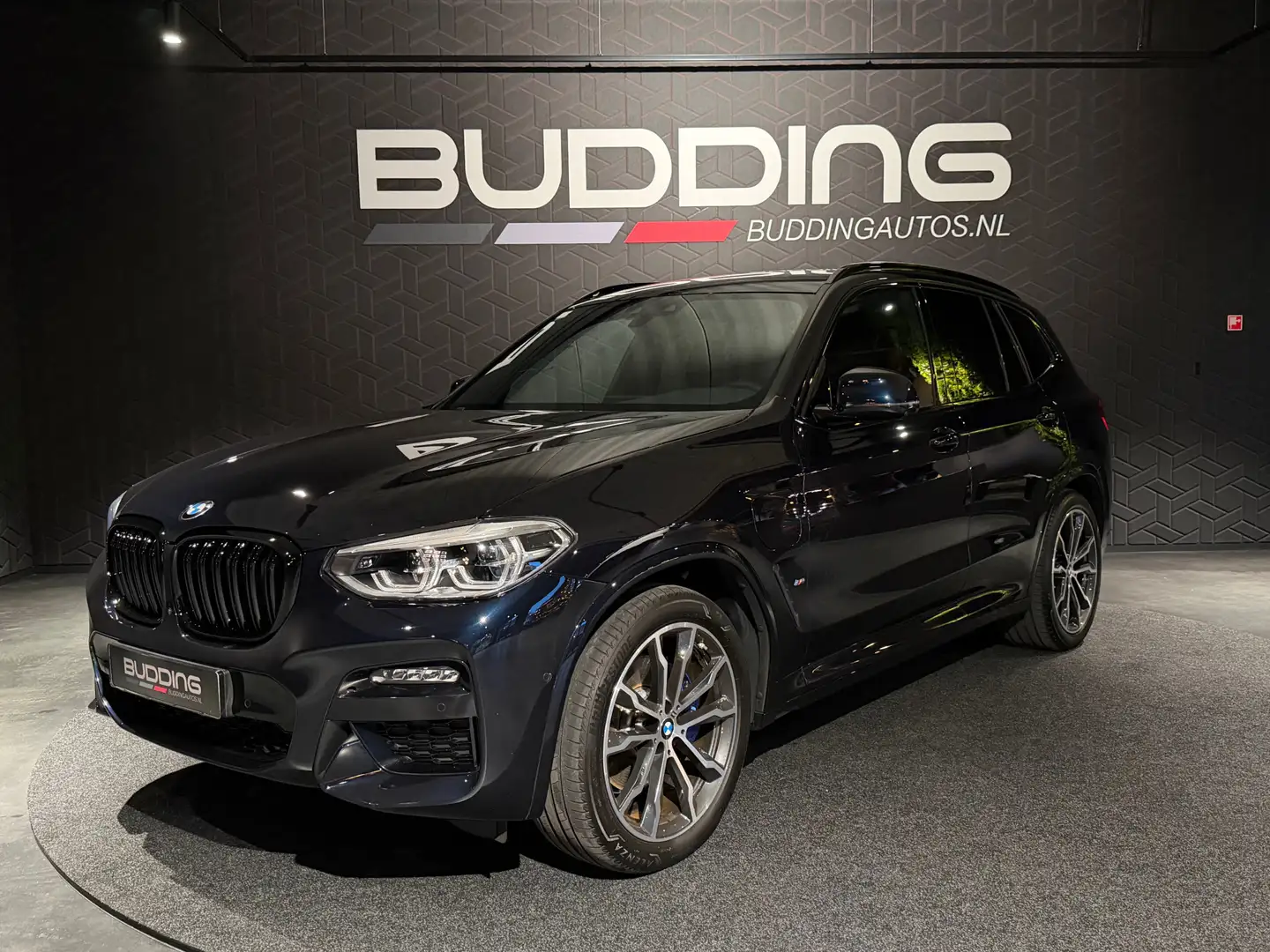 BMW X3 xDrive30e High Exe | M-sport | Camera | Zwart - 1
