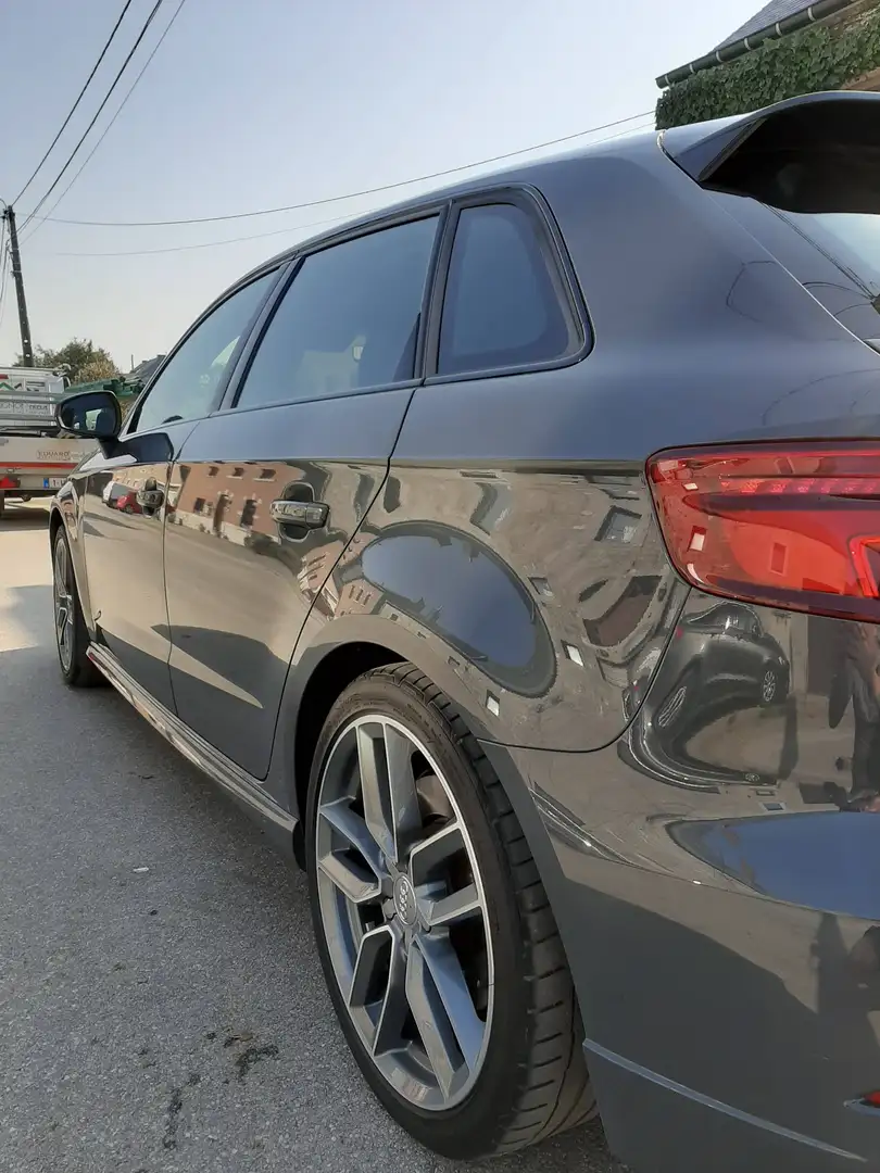 Audi S3 S3 Sportback 2.0 TFSI Quattro S tronic Grijs - 2