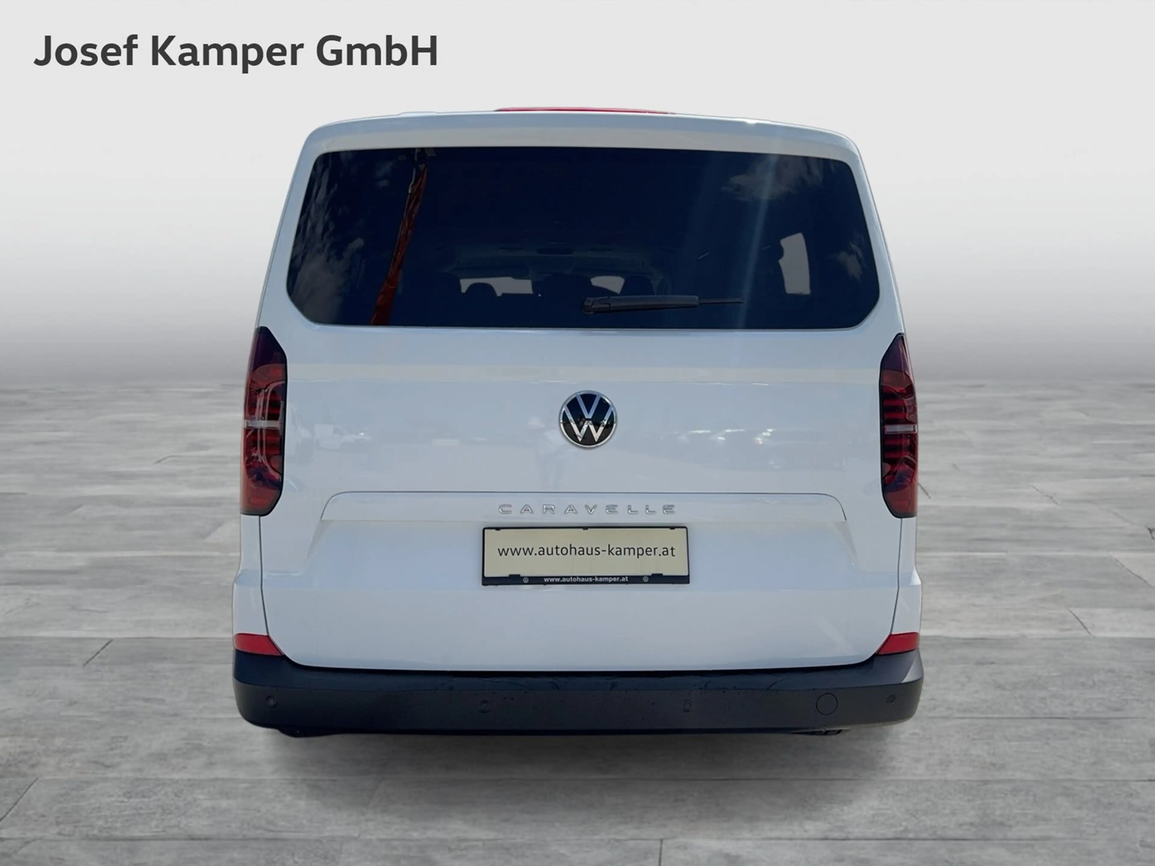 Volkswagen T7 Caravelle VW T7 Caravelle LR TDI — photo 4