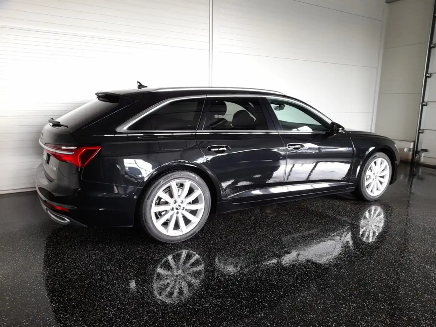 Audi A6 Avant SPORT 2,0 TDI S-tr. *SKY / LEDER MIT MEMORY / 19 ZOLL / DCC / NAVI / AHV & KAMERA / VOLL-LED MIT FLA / E-KLAPPE* Schwarz - 2