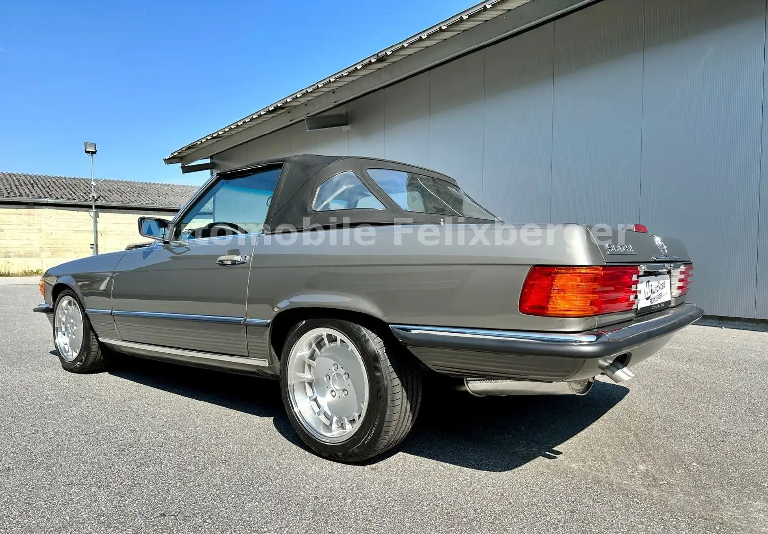 Mercedes-Benz SL 560 seltene Farbkombi Lorinser Sammlerauto Gris - 2