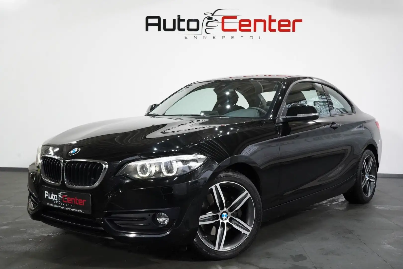 BMW 220 i Coupe Sport Line*Harman Kardon*18 Z.*Led* Noir - 1