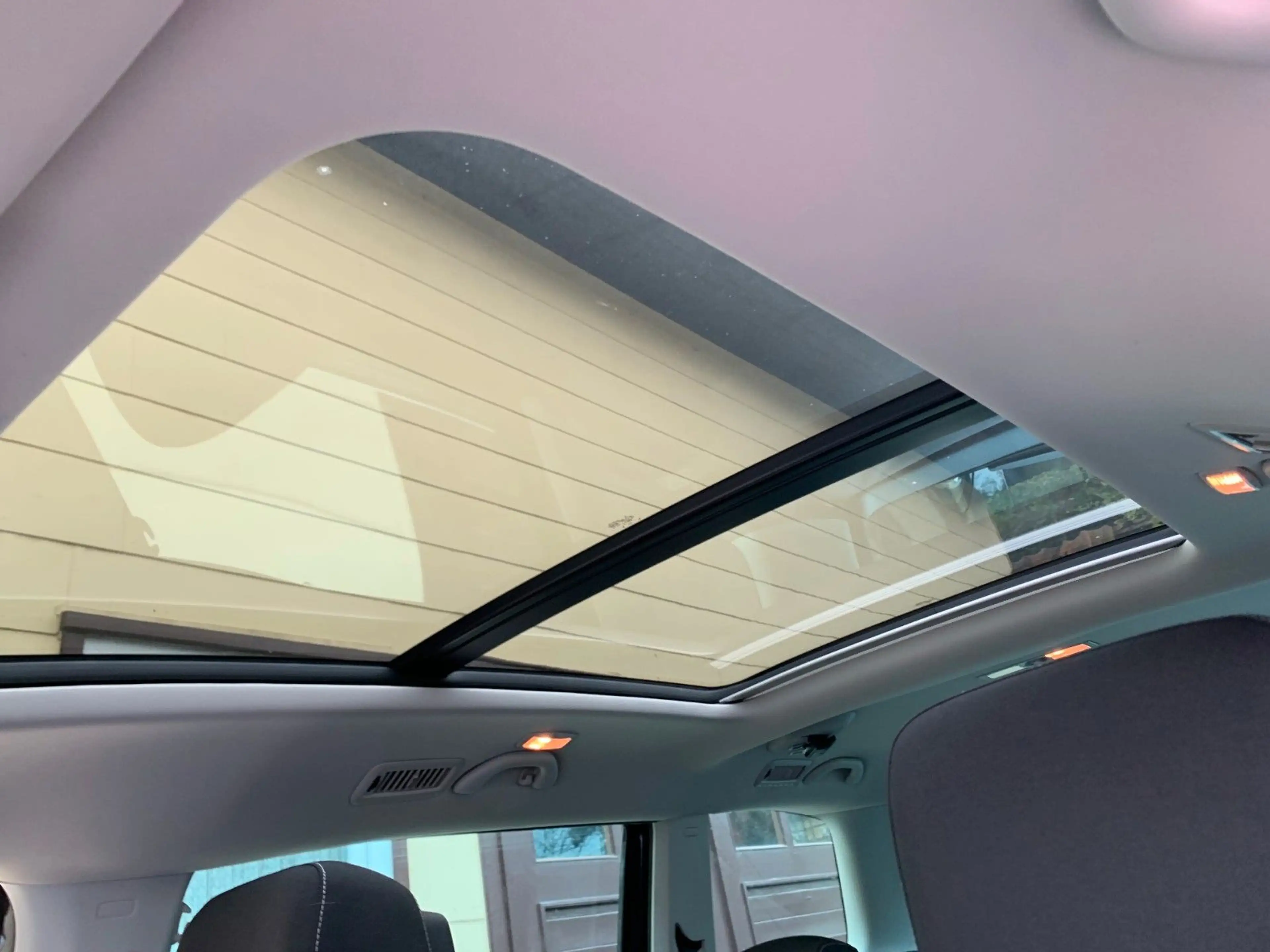 Volkswagen Sharan Comfortline 1.4 TSI Pano 7 Sitzer Carplay — photo 3