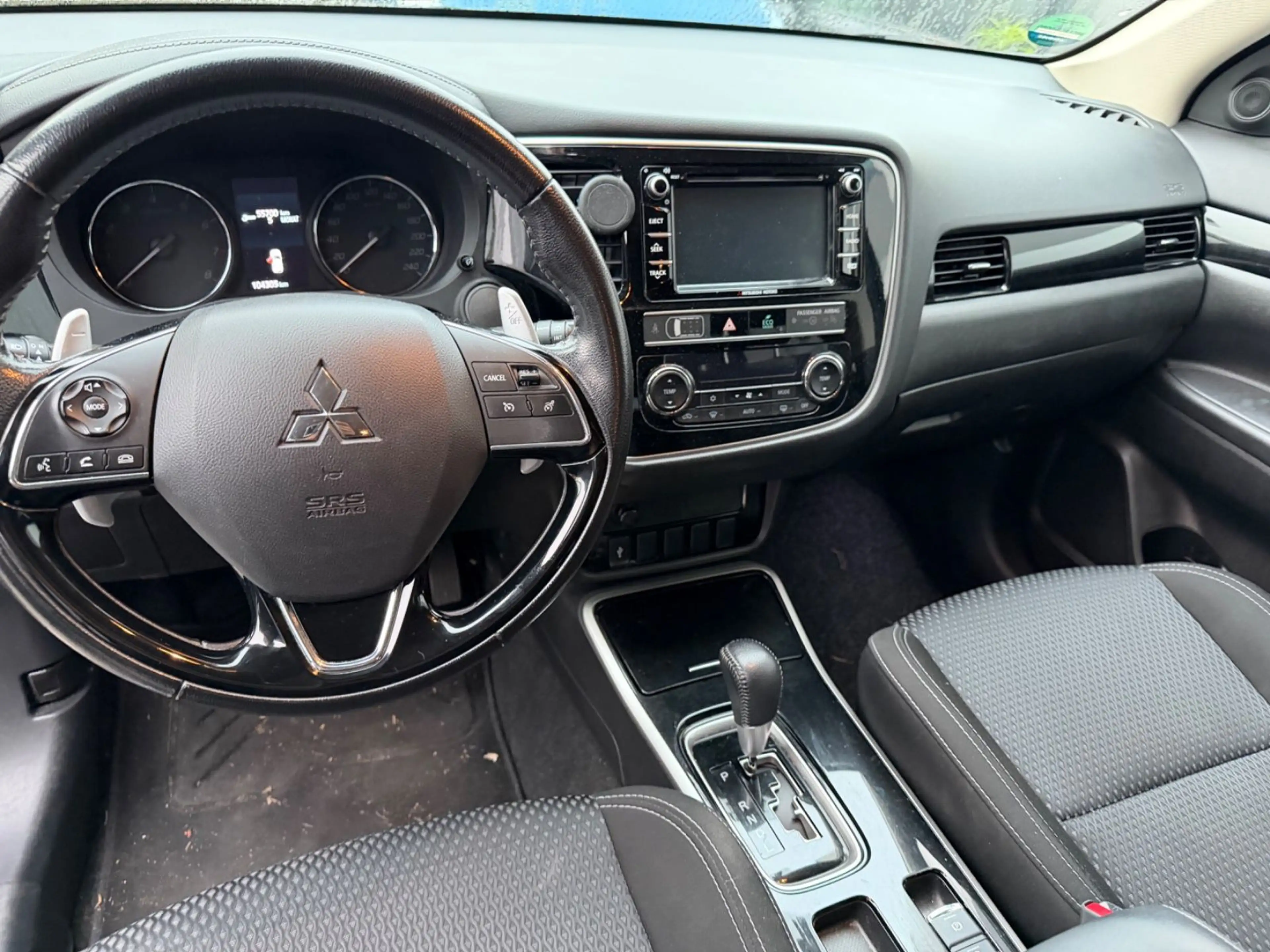 Mitsubishi Outlander 2.0 2WD Automatik Kamera inkl.Garantie — photo 13