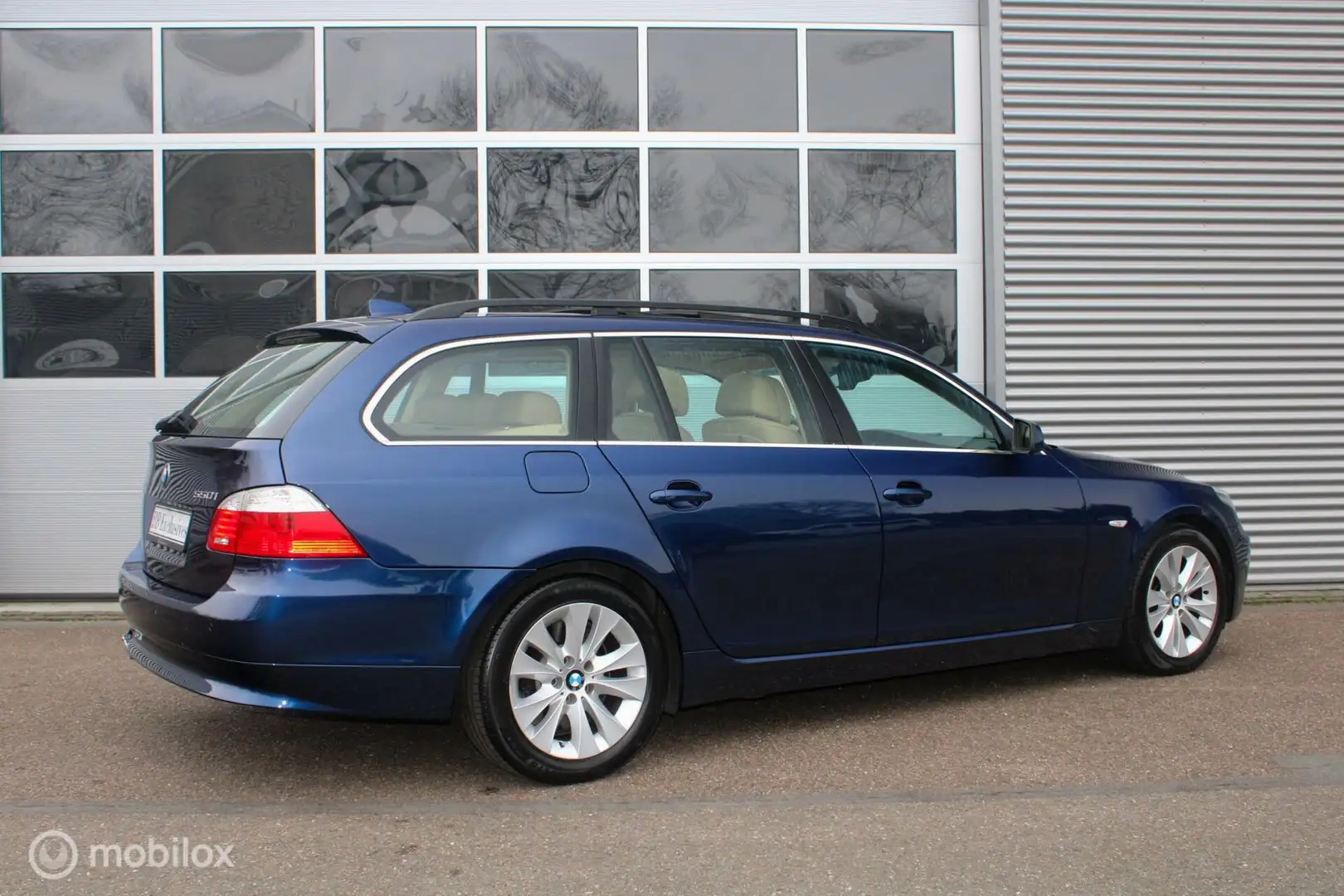 BMW 550 5-serie Touring 550i High Executive Bleu - 2