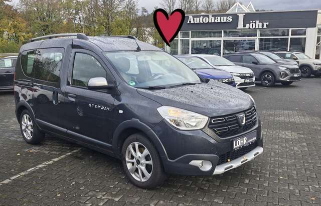 Imagine Dacia Dokker Stepway Plus Anhängerkupplung abnehmbar
