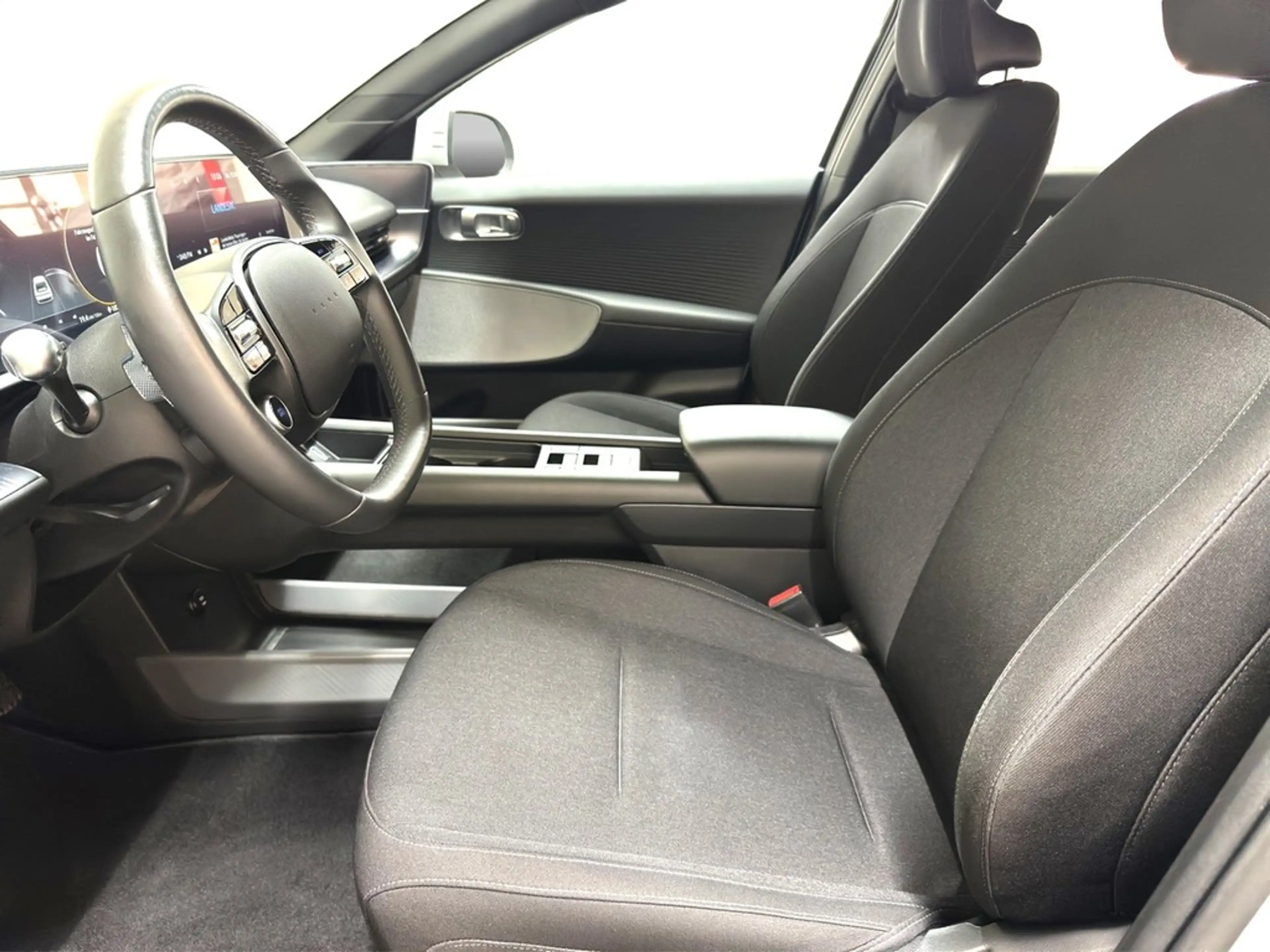 Hyundai IONIQ 6 LED*NAV*SHZ*ACC*PDC*KAMERA*EL.HECKKL*VIRTUAL*18" — photo 13