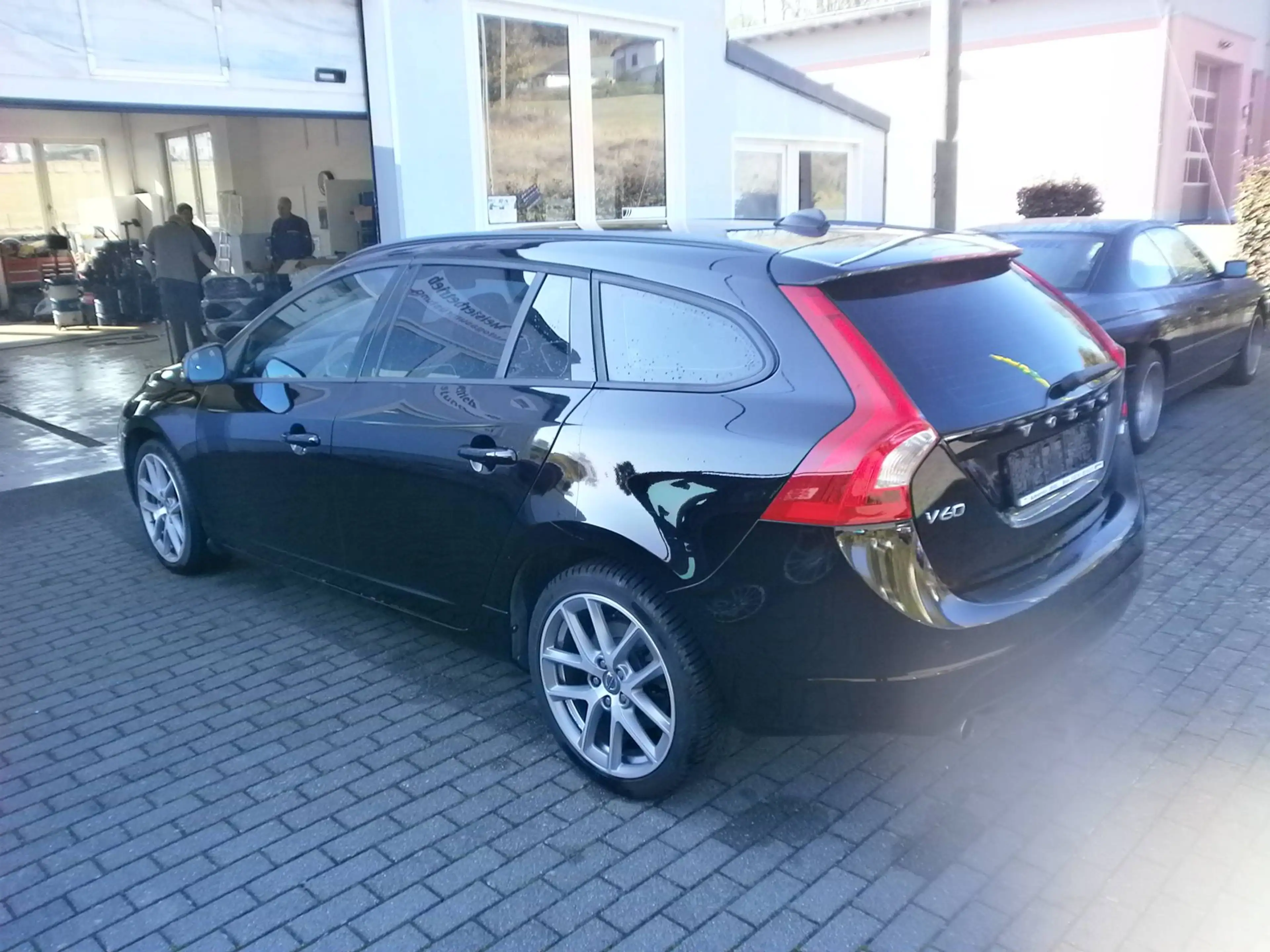 Volvo V60 Kinetic — photo 7