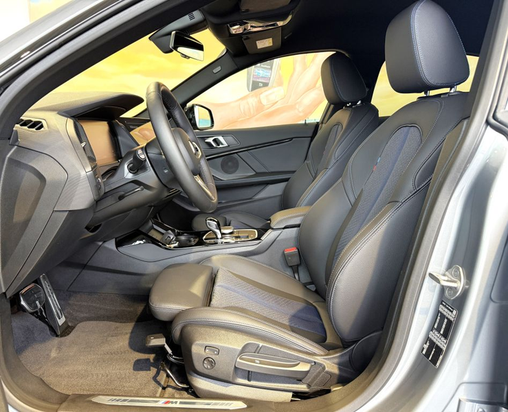 BMW 218 i Gran Coupe M SPORT ACC+KAM+AHK+HIFI+SPUR+AL — photo 3