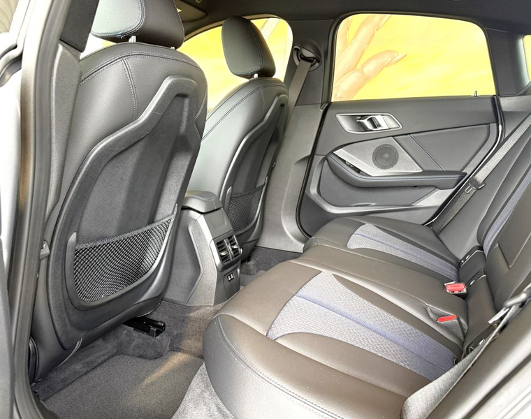 BMW 218 i Gran Coupe M SPORT ACC+KAM+AHK+HIFI+SPUR+AL — photo 9