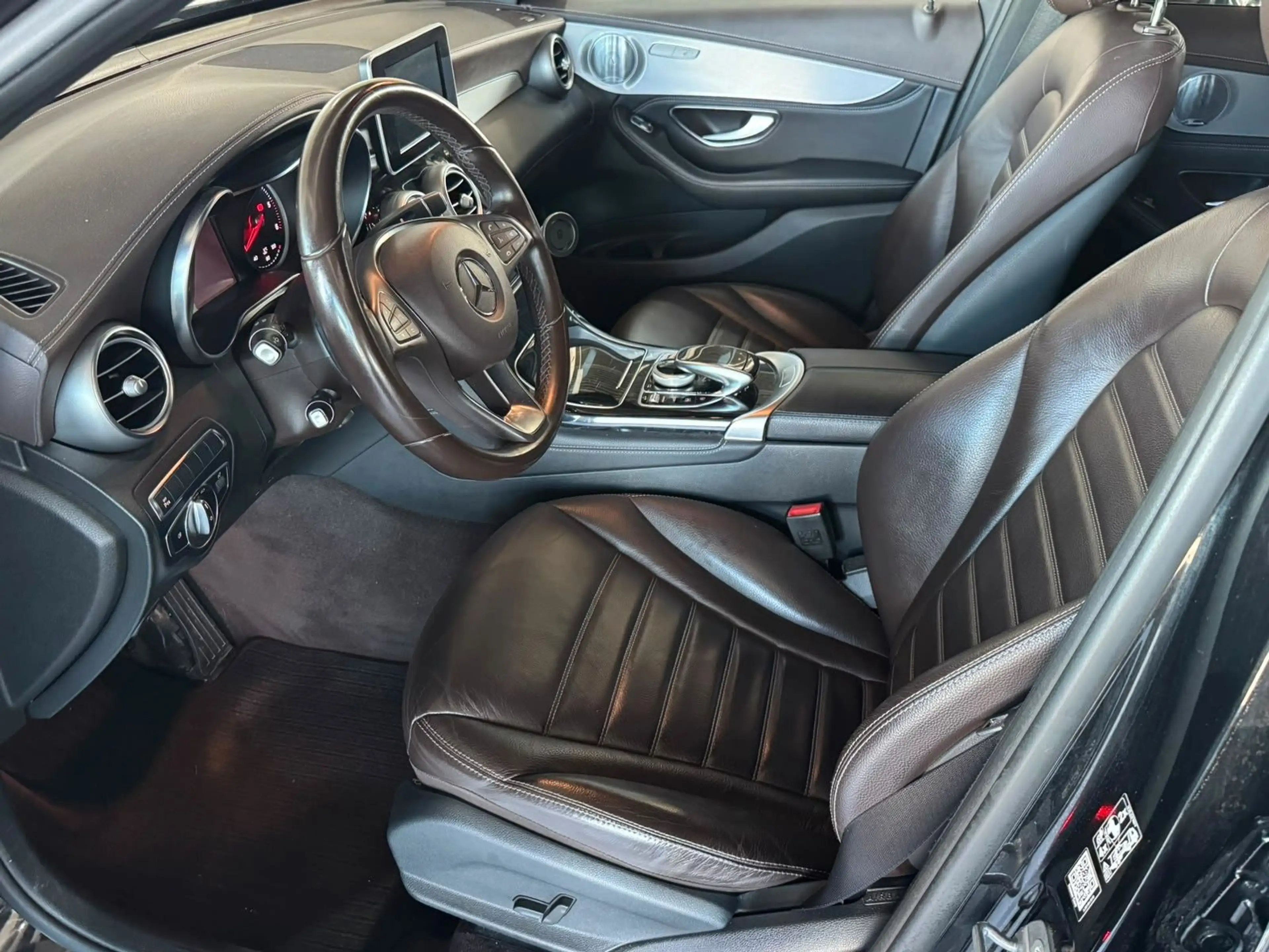 Mercedes-Benz GLC 350 GLC  350 d 4Matic*Navi*Leder*AHK. — photo 7
