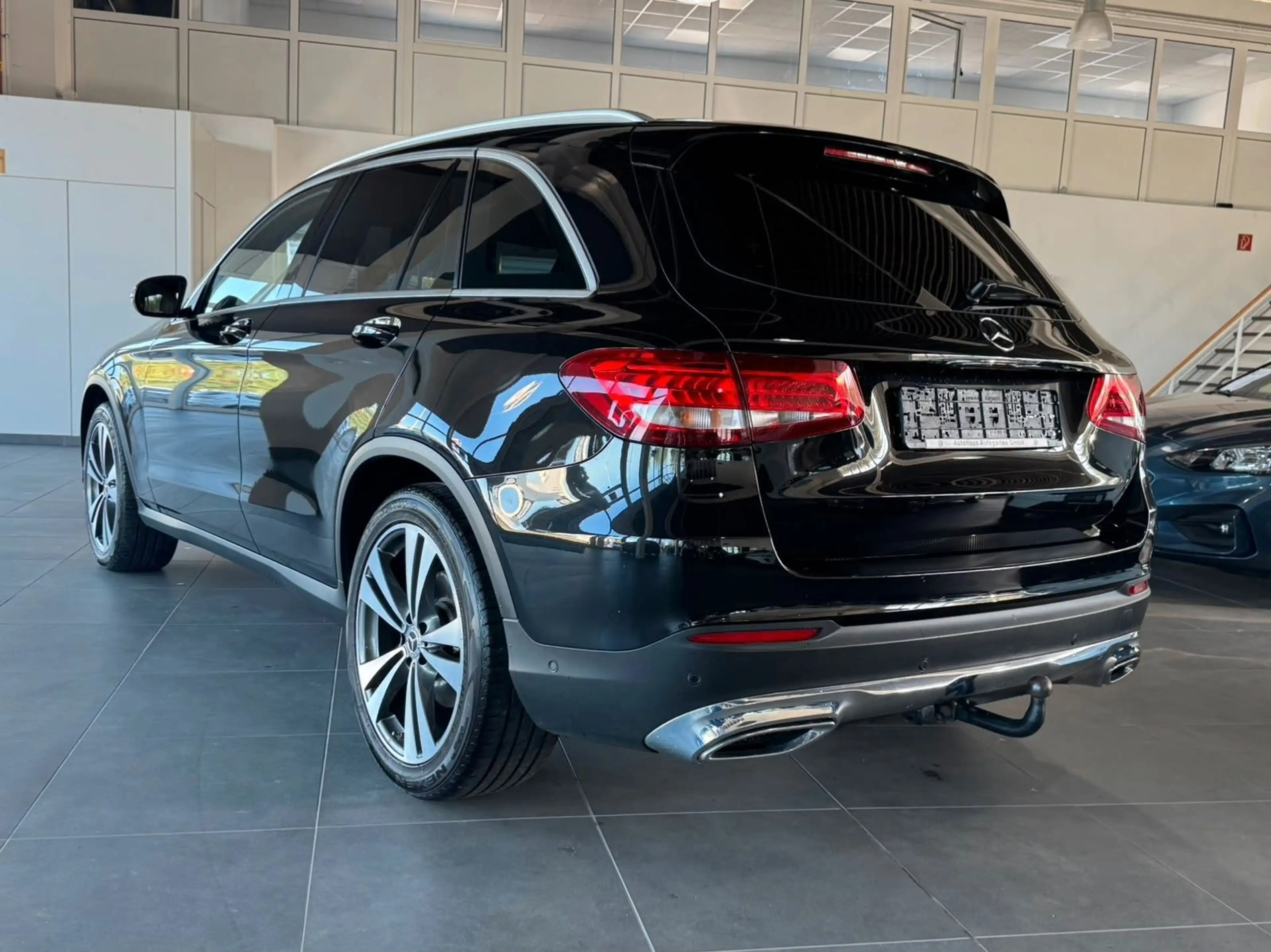 Mercedes-Benz GLC 350 GLC  350 d 4Matic*Navi*Leder*AHK. — photo 4