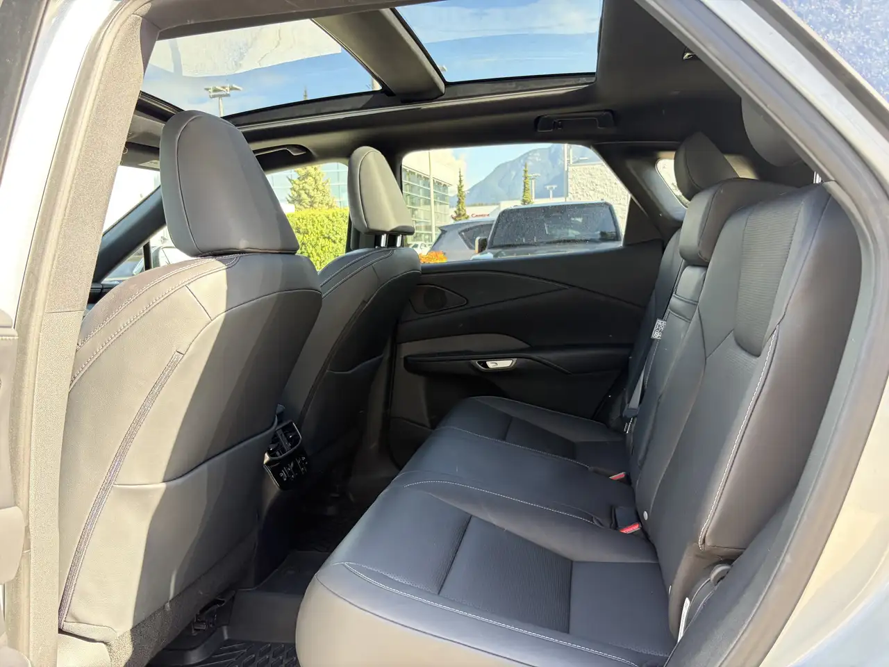 Lexus RX снимка Lexus RX
