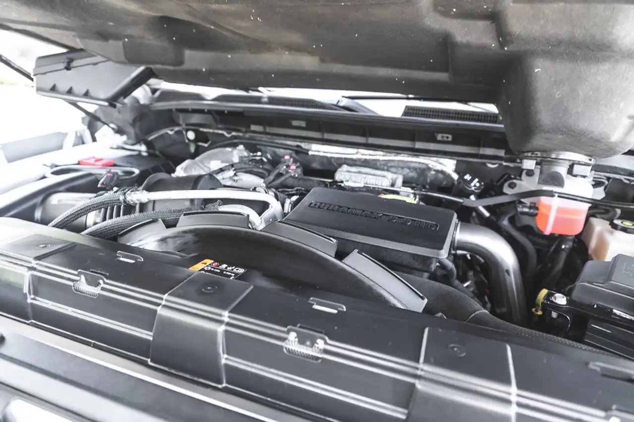 GMC Sierra 3500HD снимка GMC Sierra 3500HD