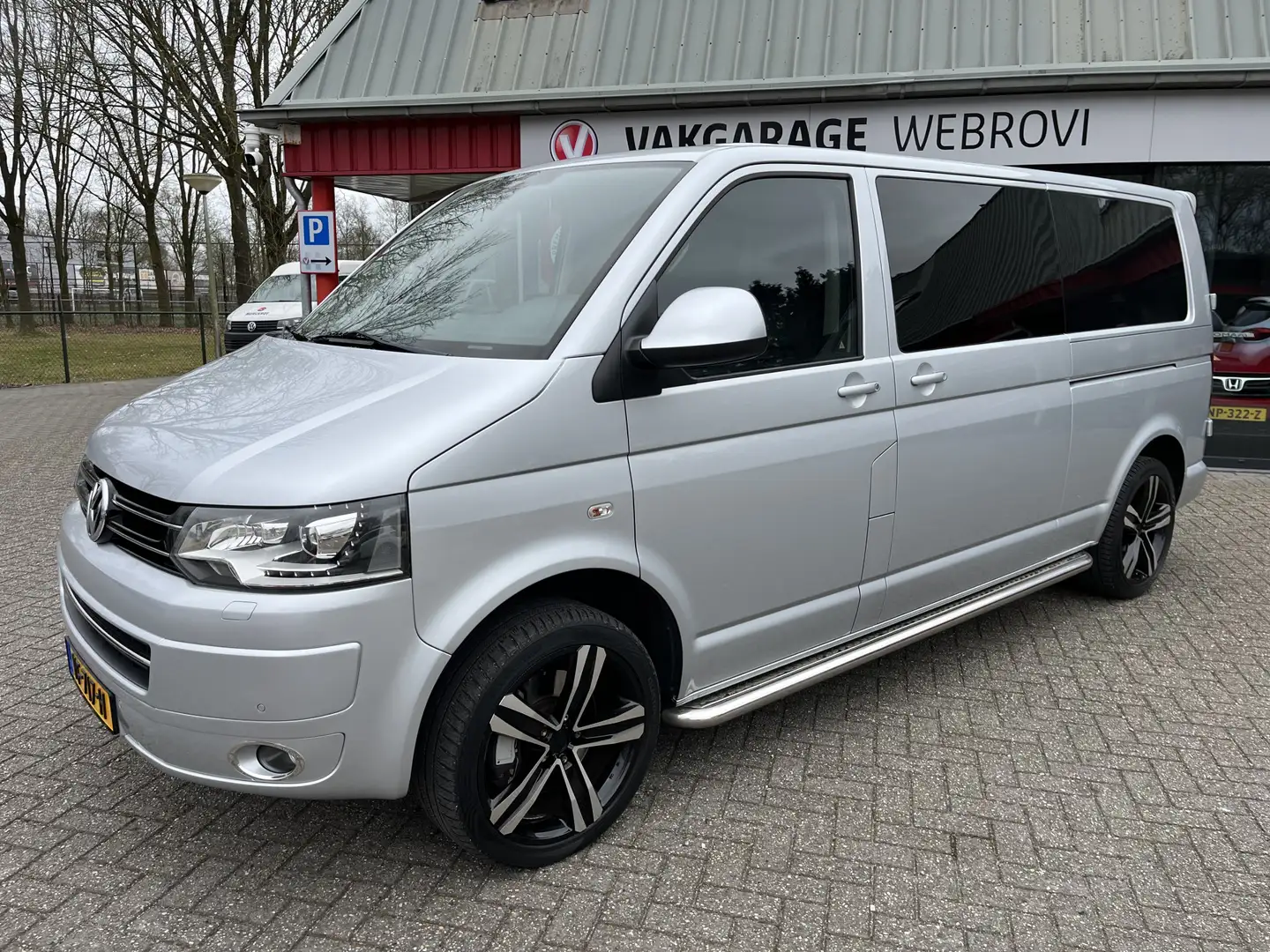 Volkswagen T5 Transporter 2.0 TDI L2H1 DC Zeer Lage Bijtelling Caravelle 4Mo - 2