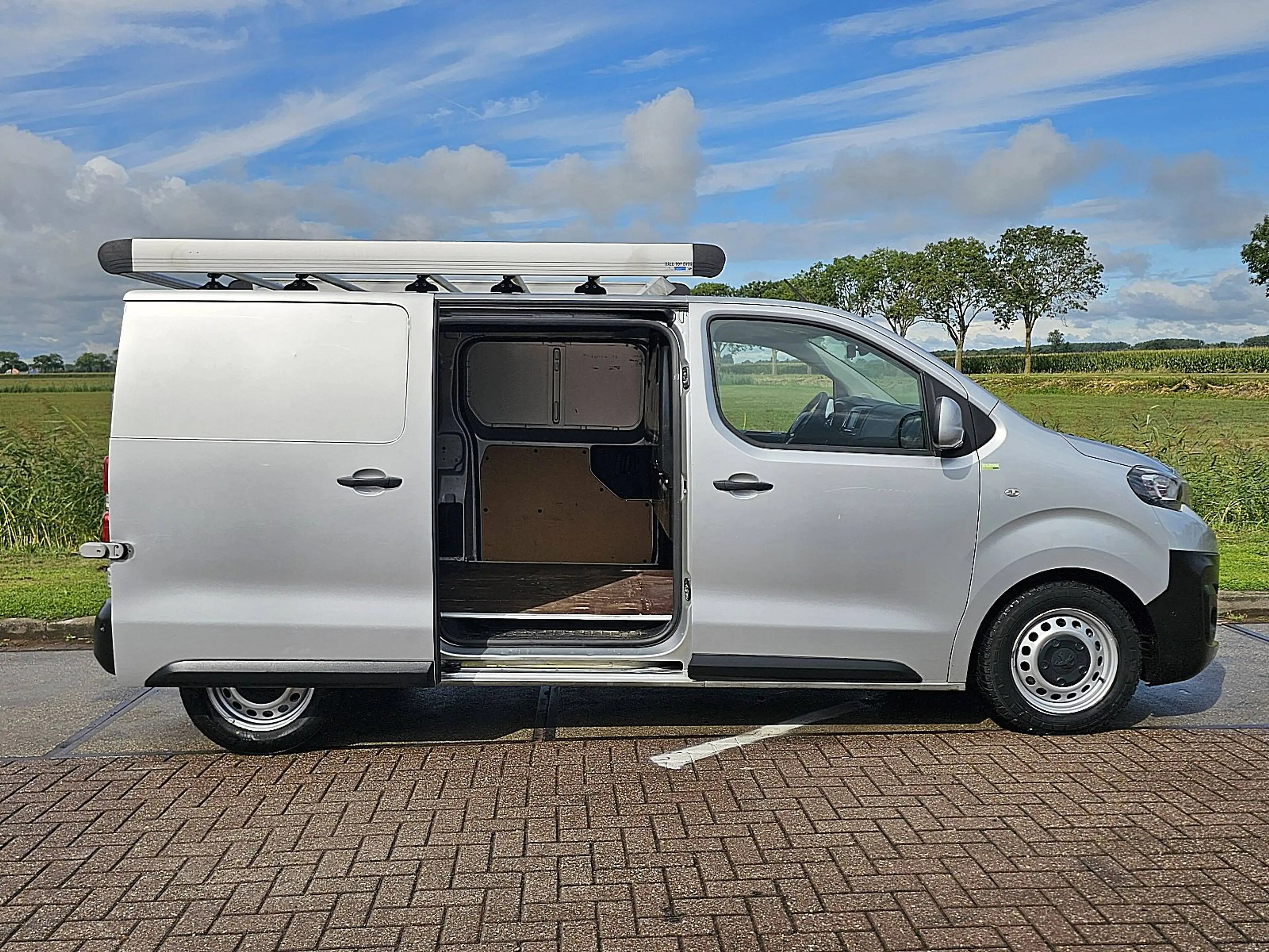 Peugeot Expert 1.6 — photo 15