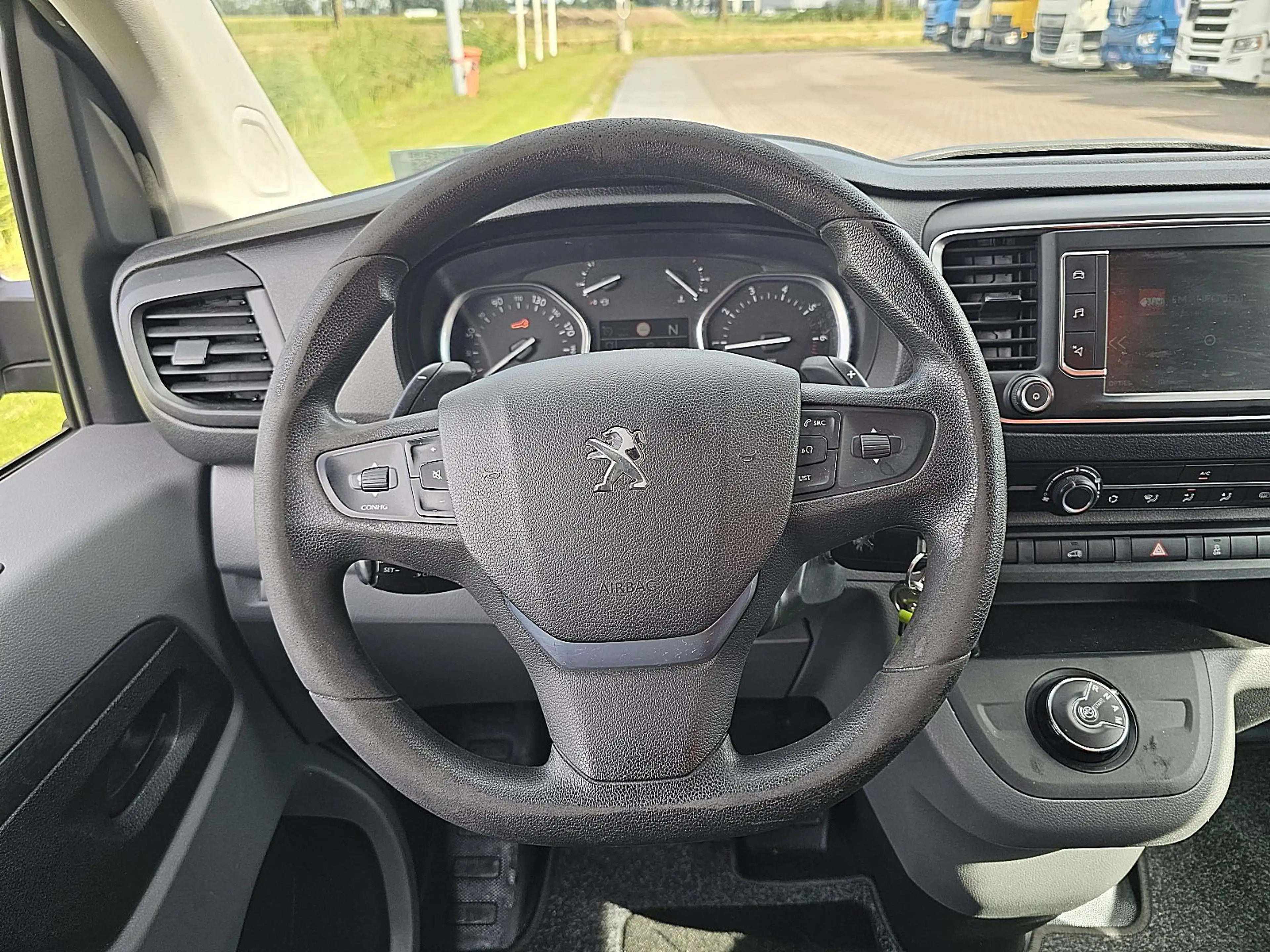 Peugeot Expert 1.6 — photo 10