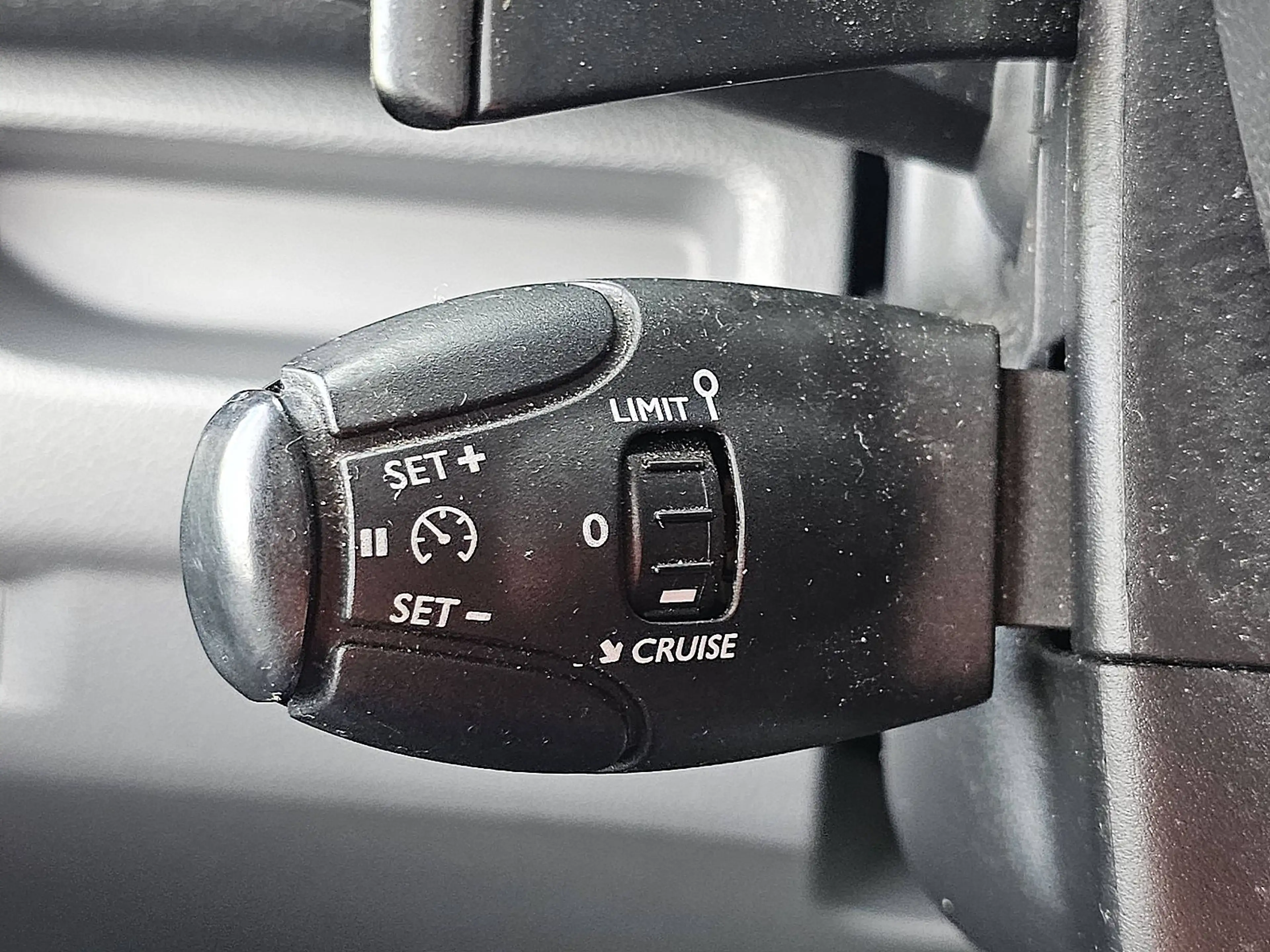 Peugeot Expert 1.6 — photo 12