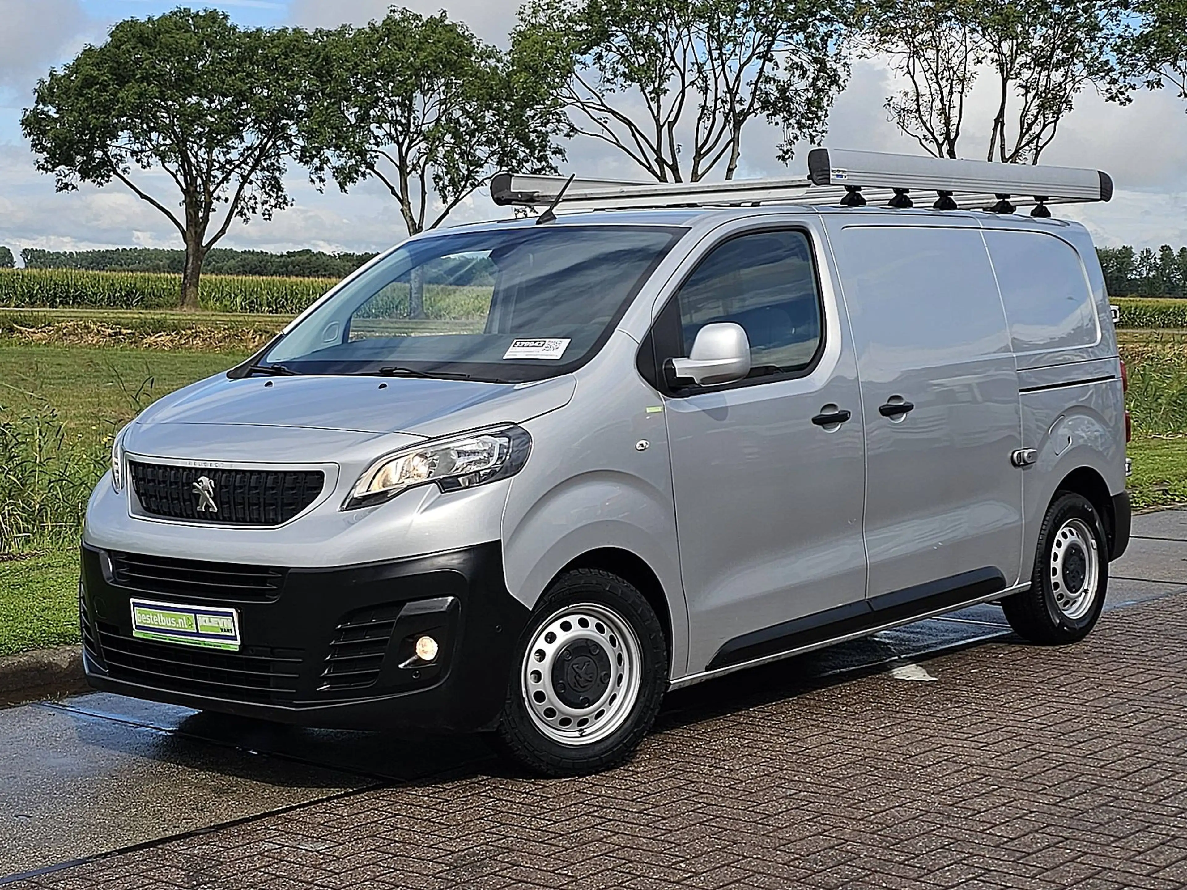 Peugeot Expert 1.6 — photo 2