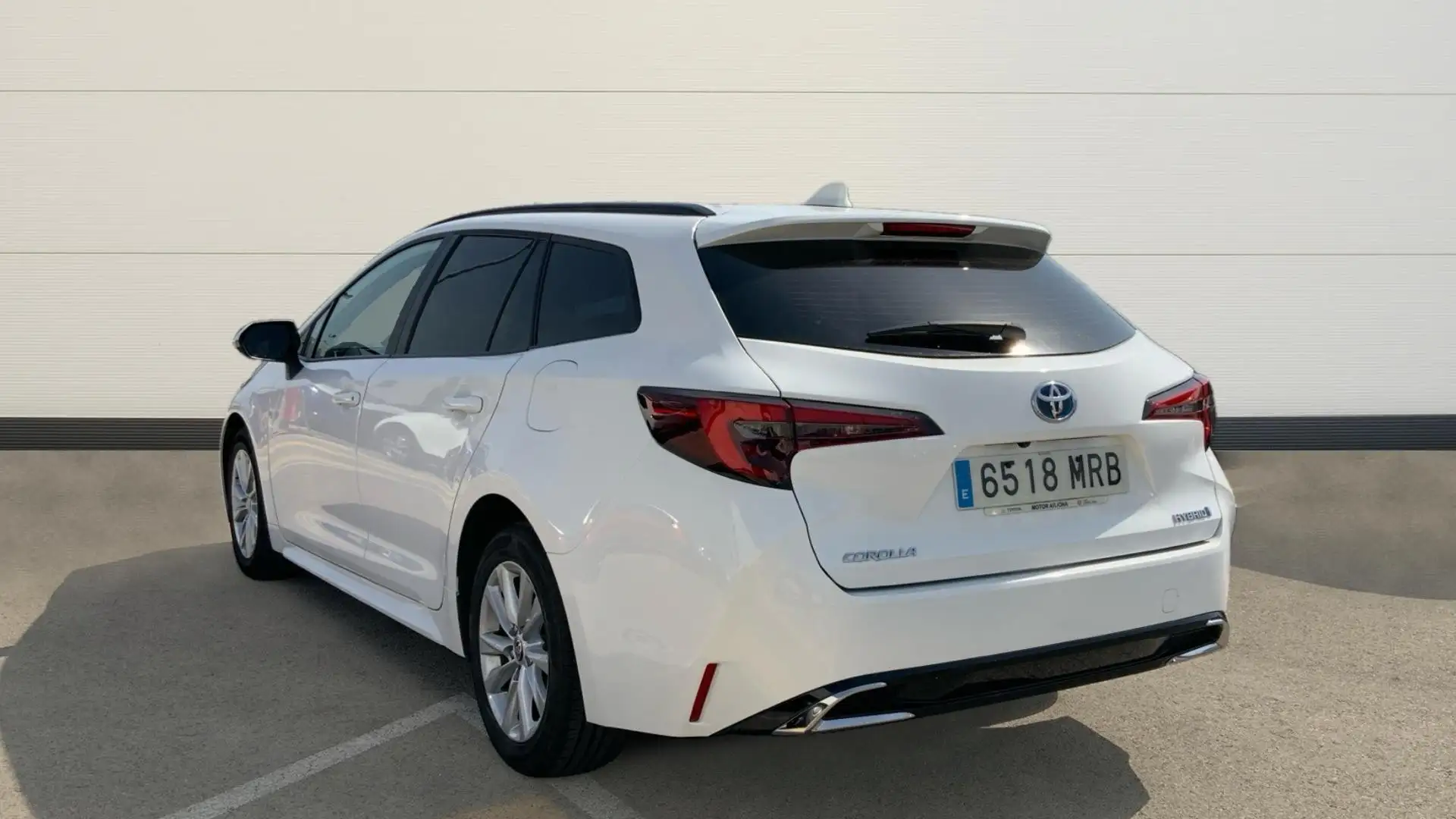 Toyota Corolla Touring Sports 140H Active Plus - 2