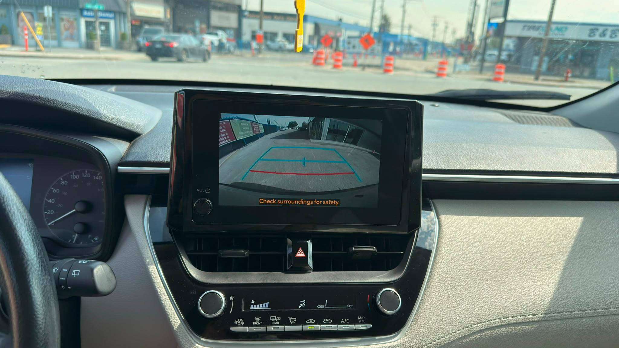 2024 Toyota Corolla Cross — view 14