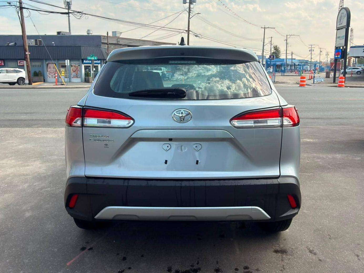 2024 Toyota Corolla Cross — view 6