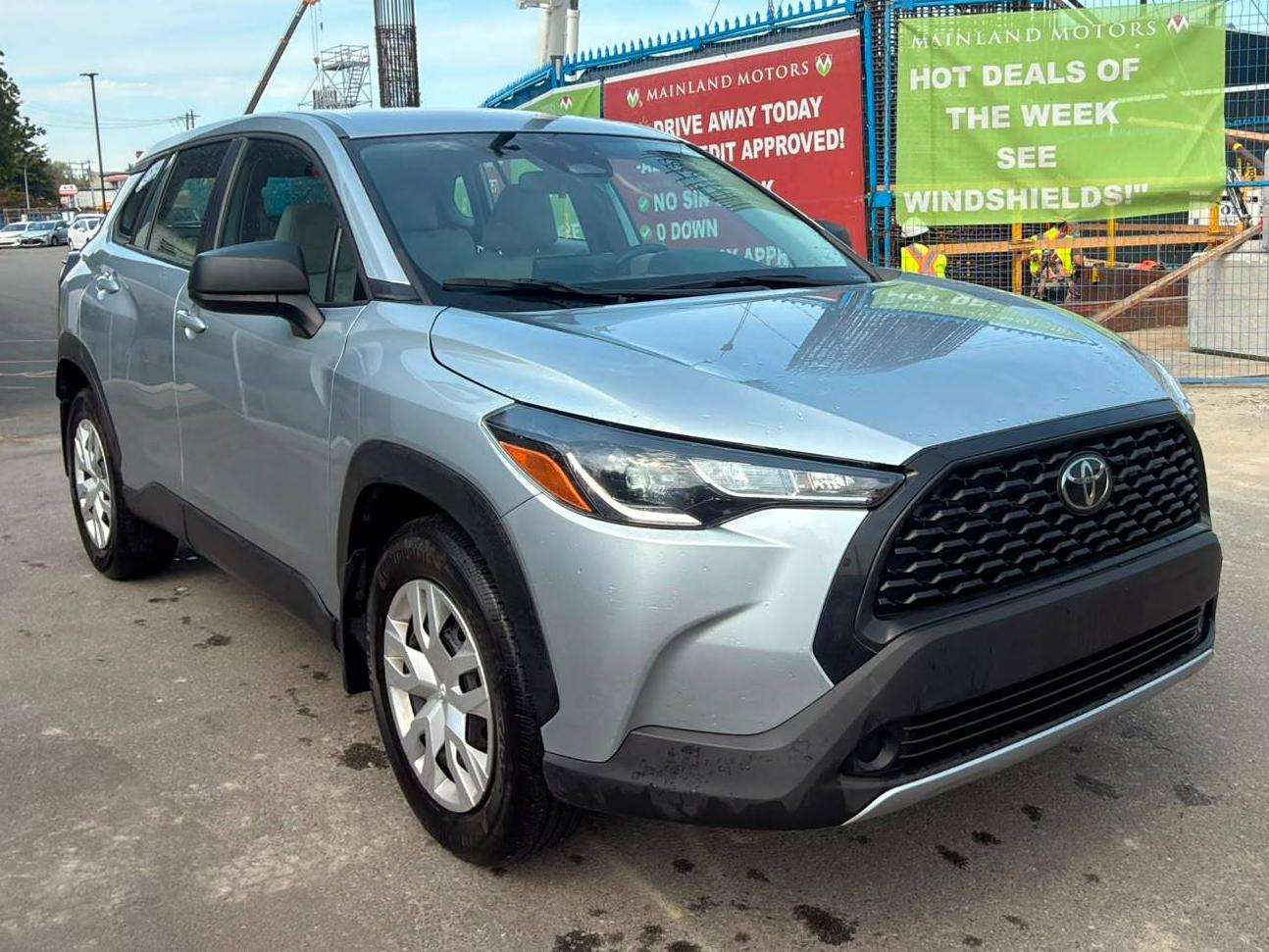 2024 Toyota Corolla Cross — view 3