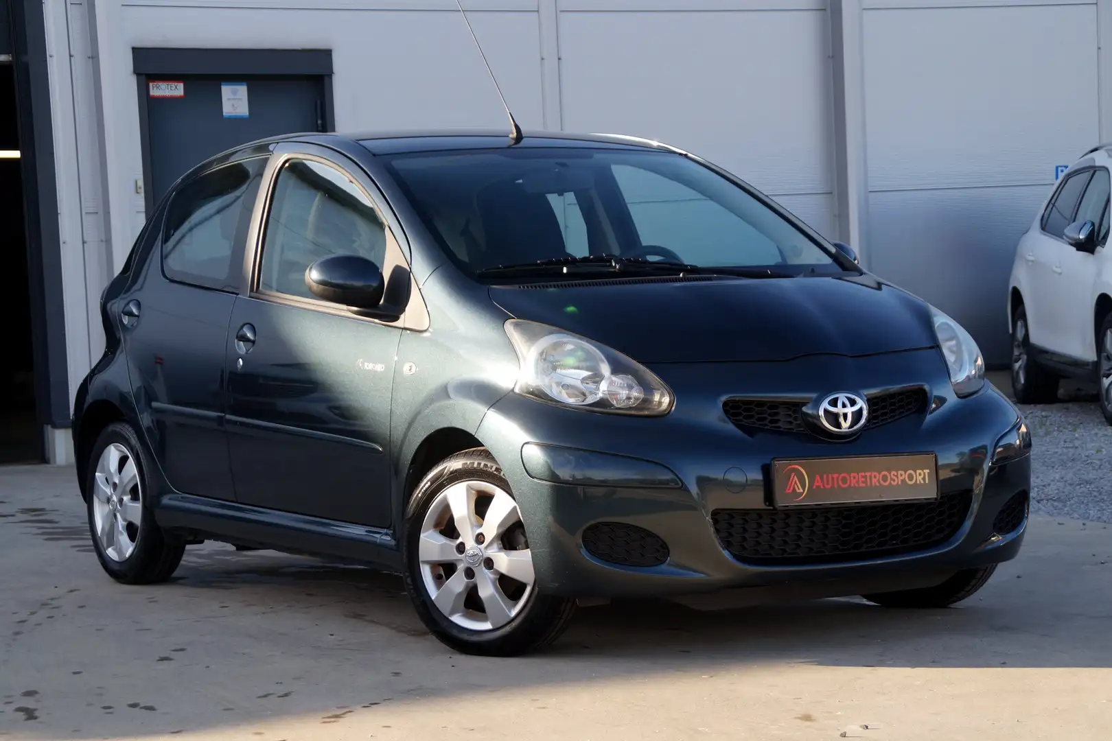 Toyota Aygo 1.0i _1er main _Garantie✅ Vert - 1