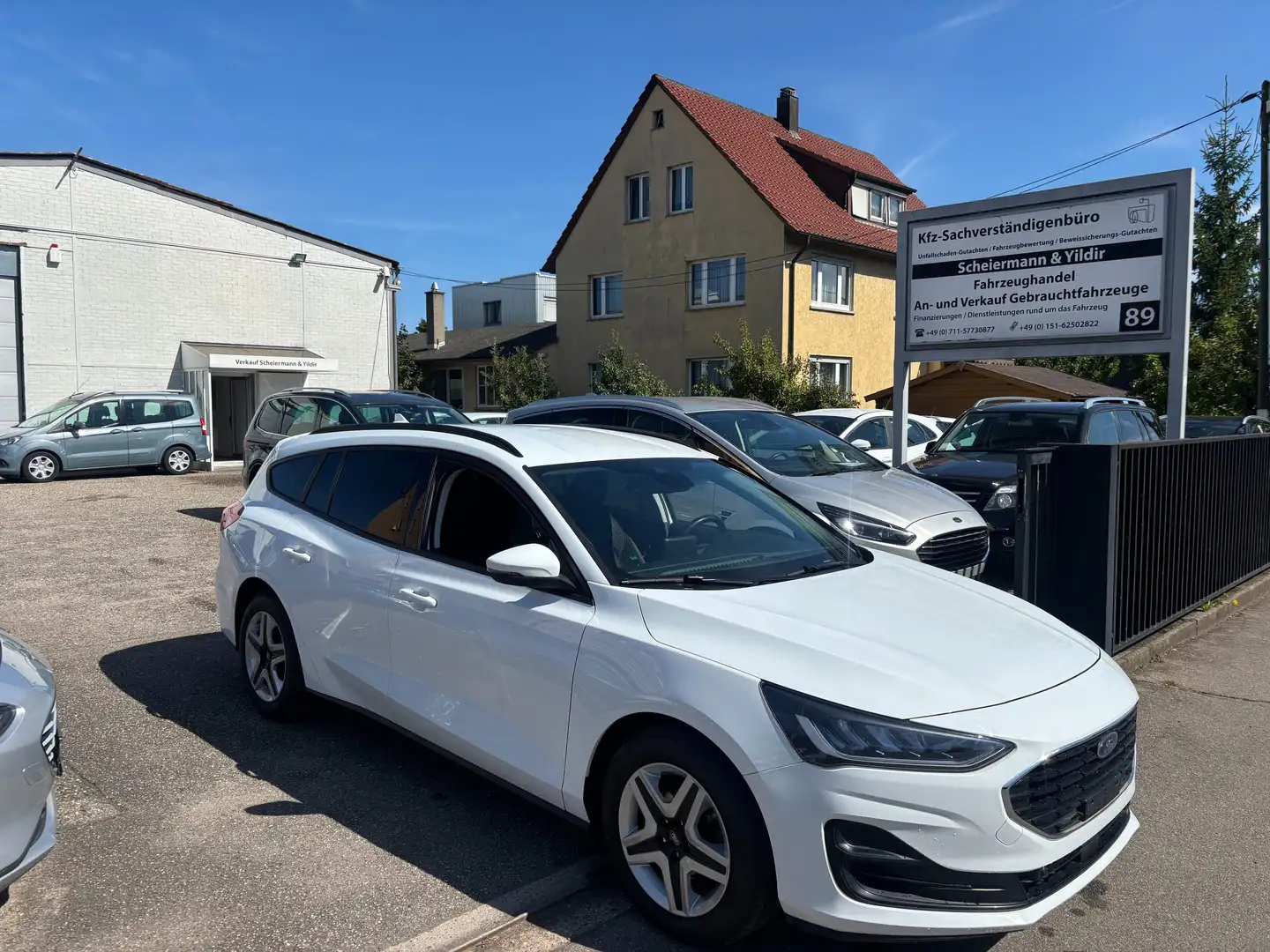 Ford Focus Autom. Kamera PTS Navi Sihzg LED Weiß - 1