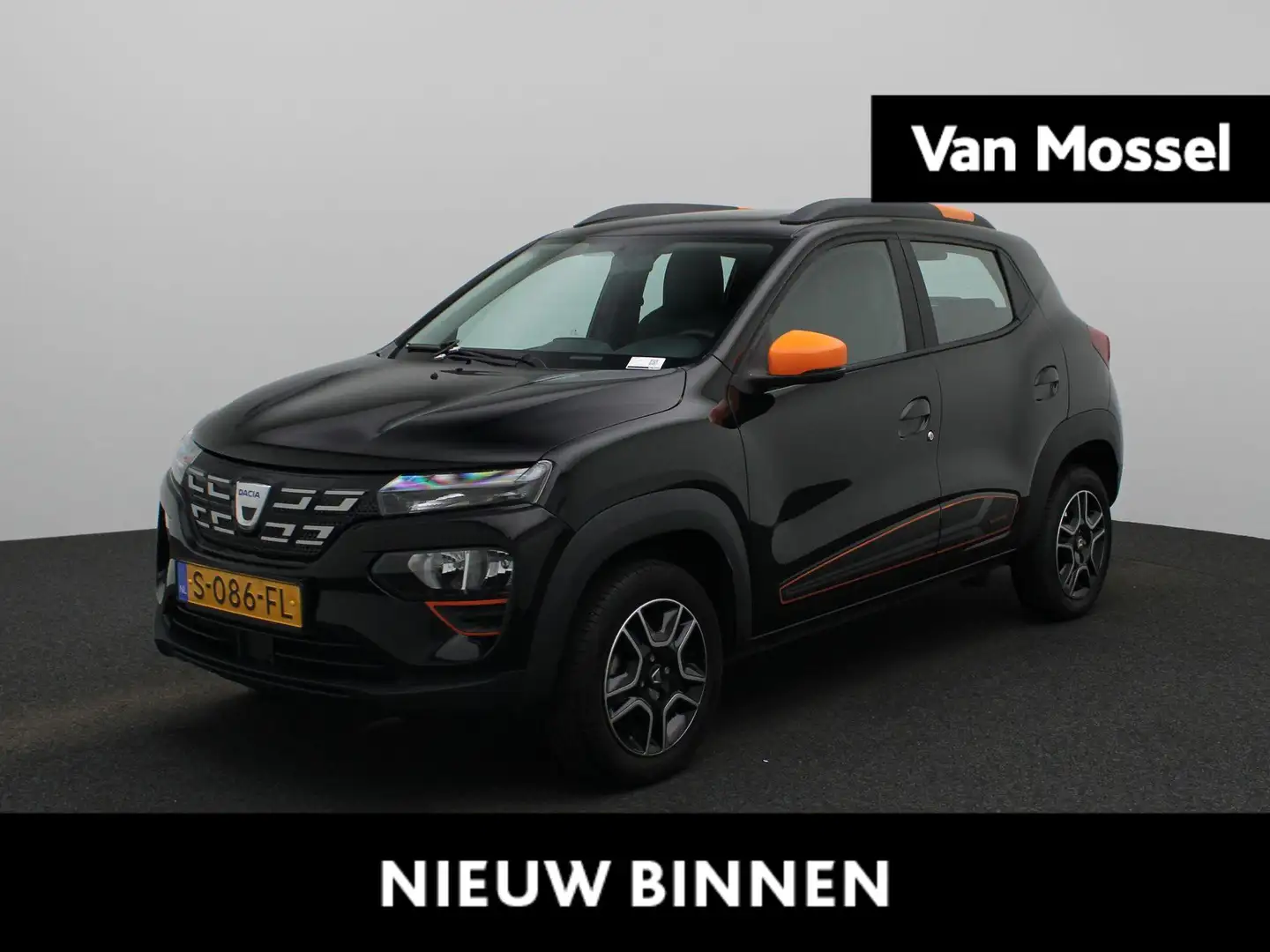Dacia Spring Comfort Plus 27 kWh | ACHTERUITRIJCAMERA | NAVIGAT Noir - 1