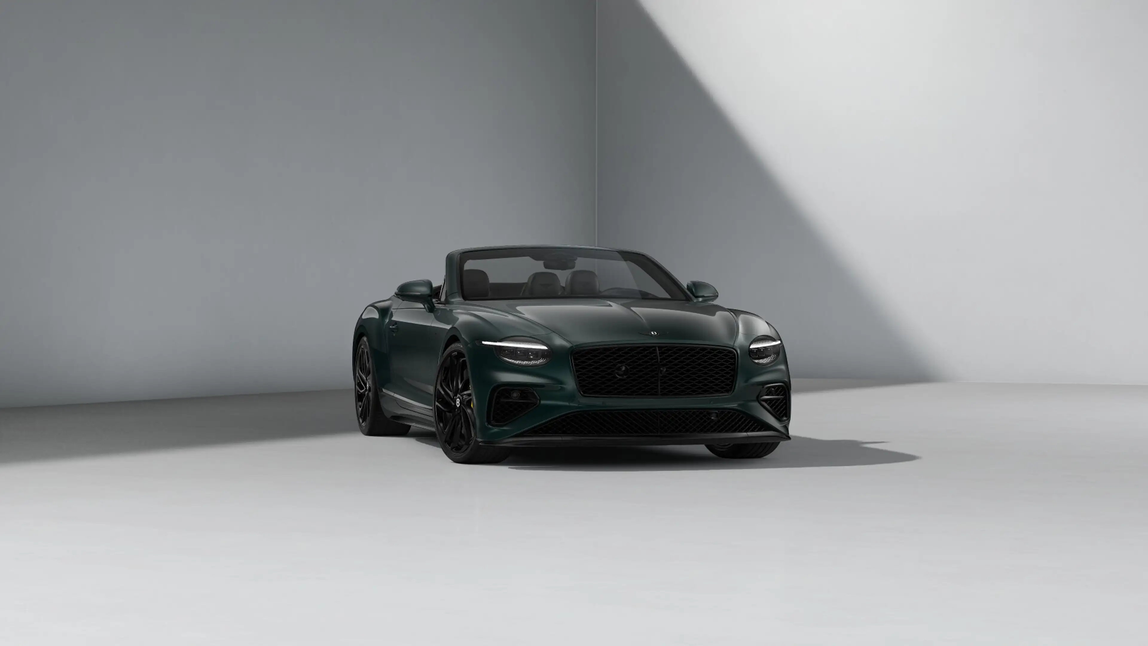 Bentley Continental GTC S V8 Hybrid MY2027 | Coming soon — photo 3