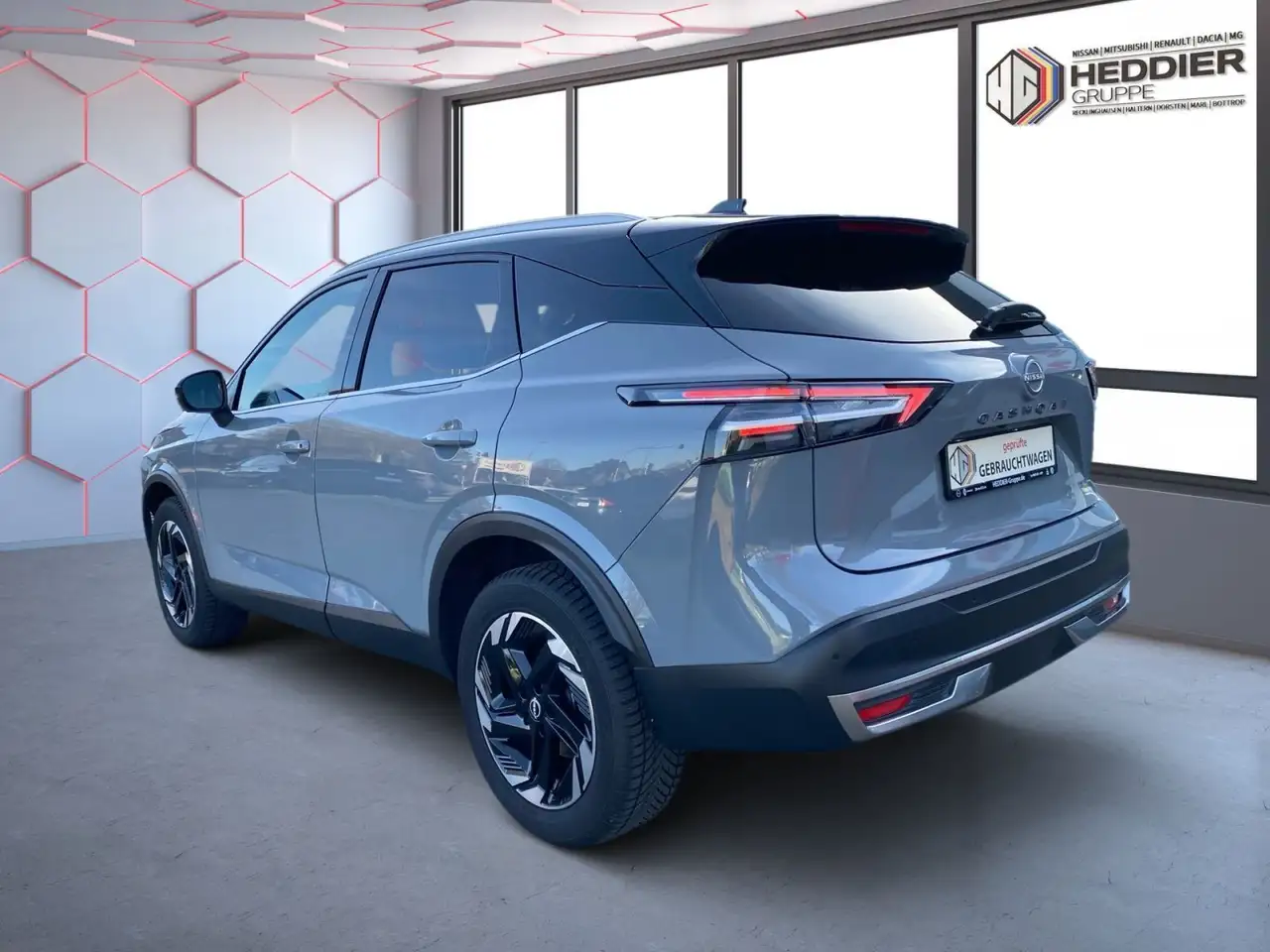 Nissan Qashqai 1.3 DIG-T MHEV Automatik N-Connecta *AHK 4