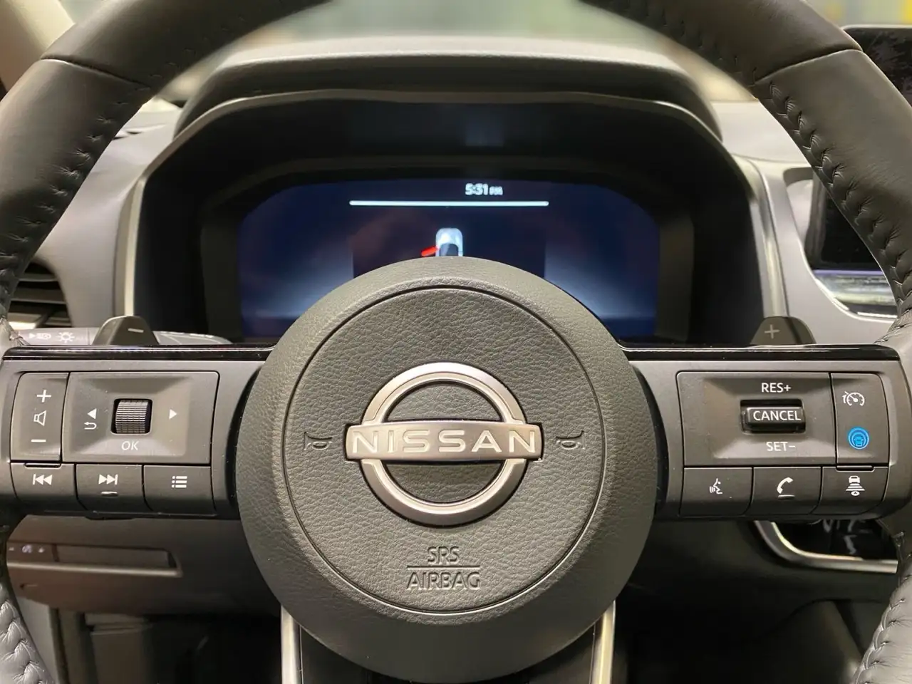 Nissan Qashqai 1.3 DIG-T MHEV Automatik N-Connecta *AHK 10